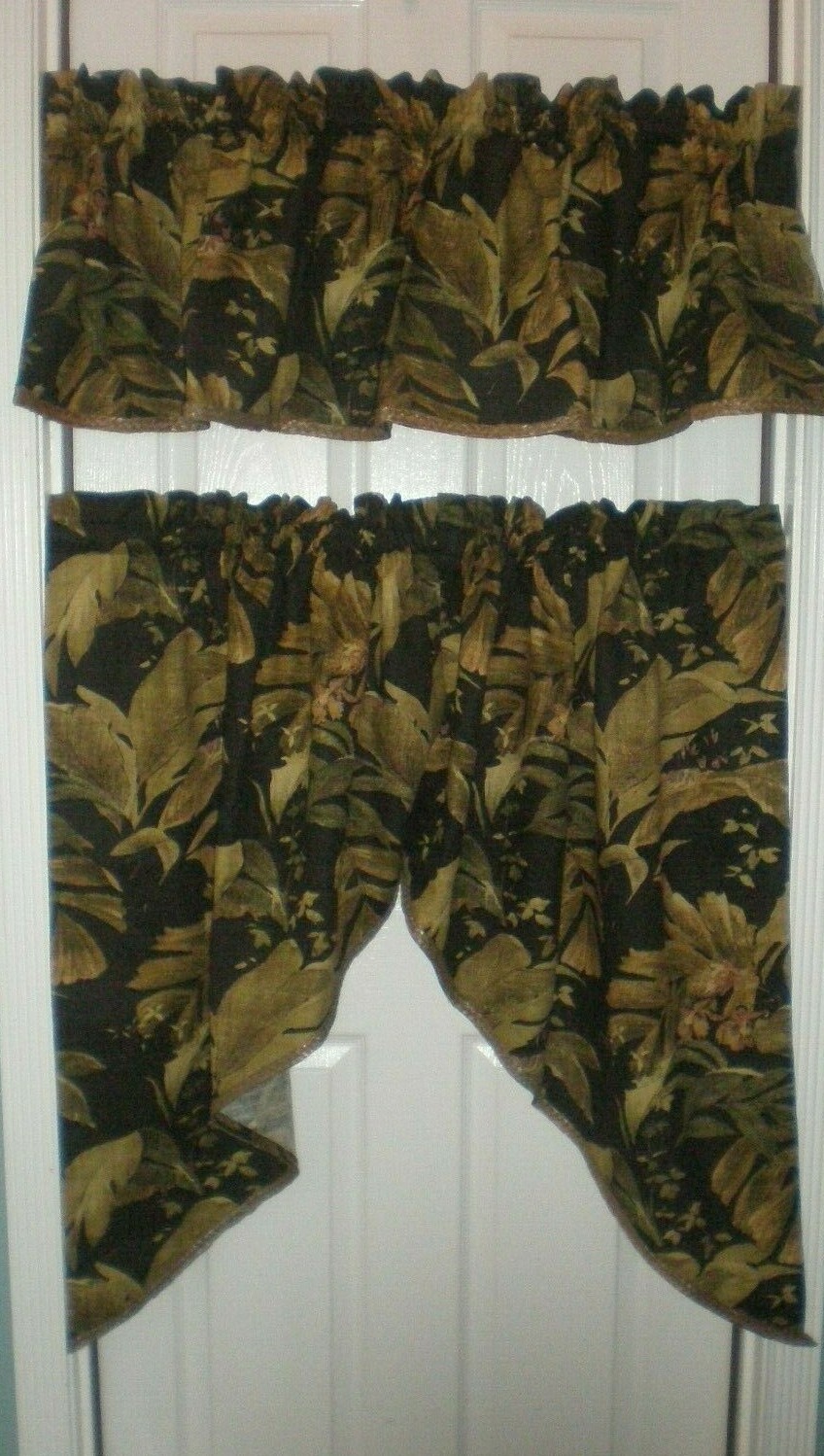 JCPenney Café Tiers Valance Black Tan Jungle Tropical Palm Fronds