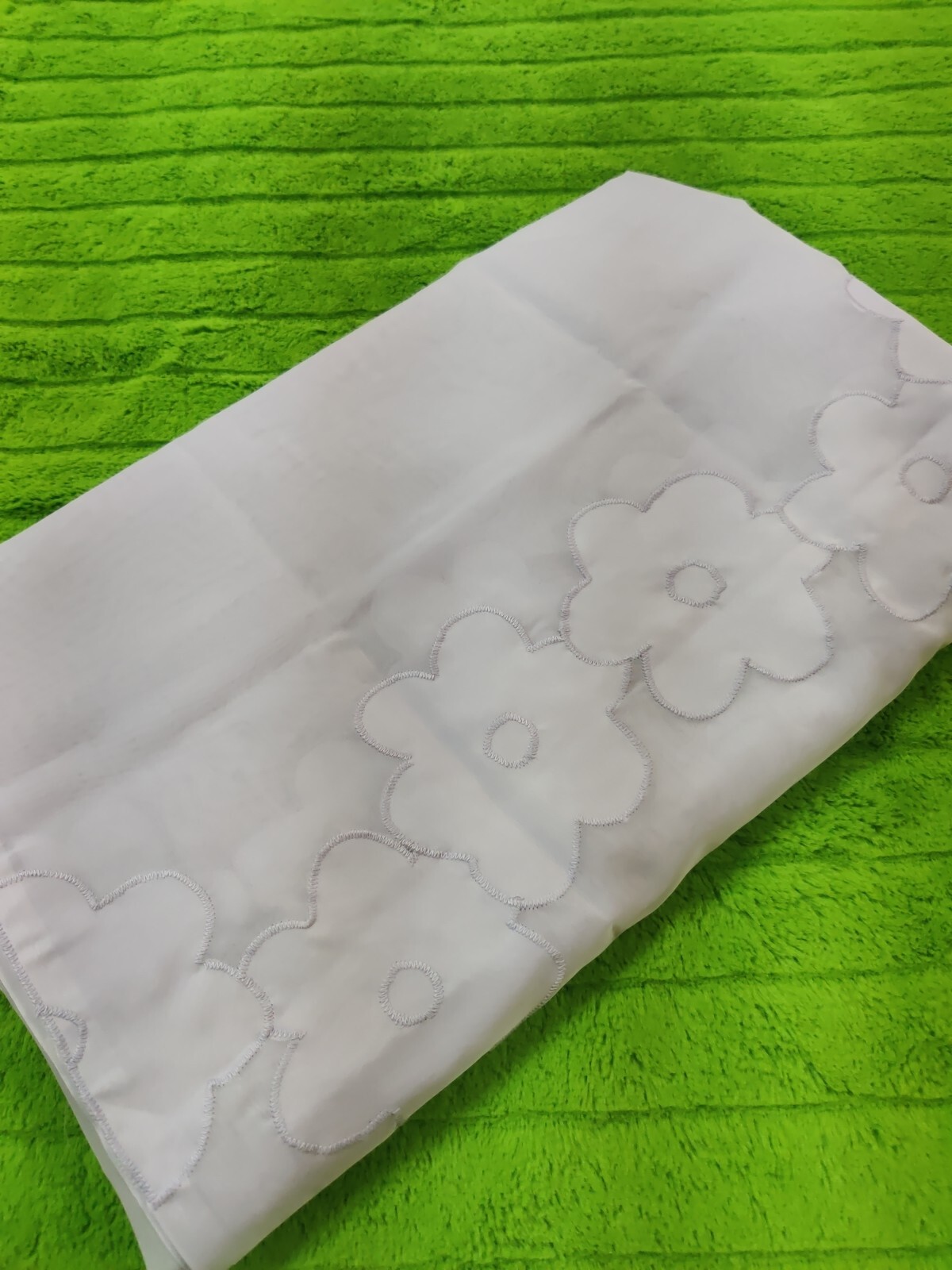 Single Springs Lavender Sheer Curtain Panel 60″X86″ Flower Applique Embroidered