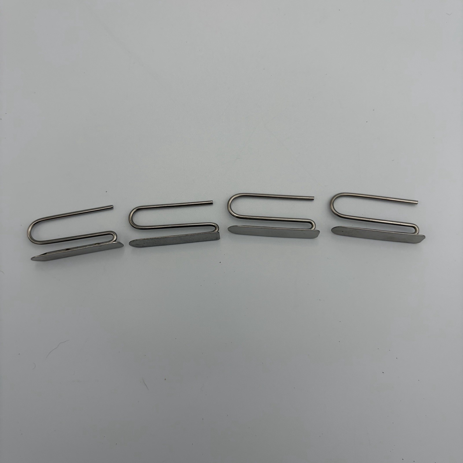 Pottery Barn Drapery Clip Hooks 1.5″ Set of (4) Silver Metal Slide Pin
