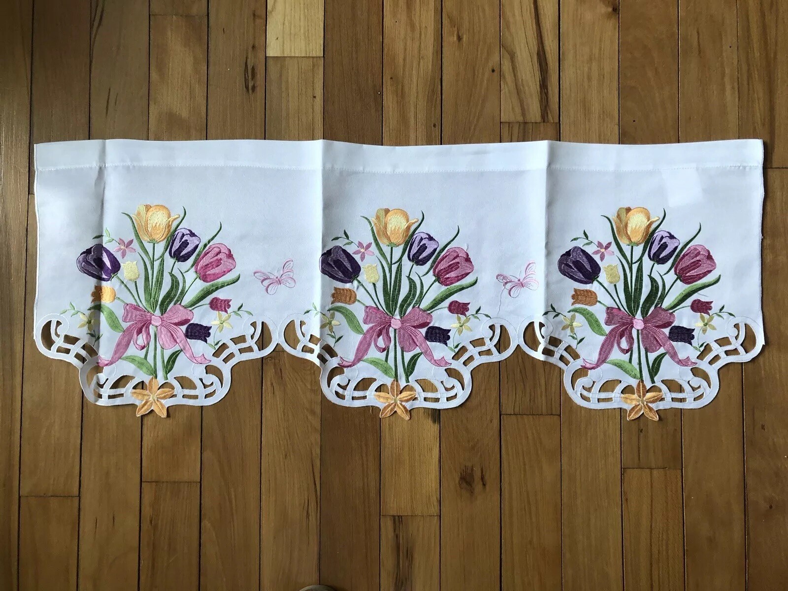 Springtime Tulip Embroidered Cutout Valance Blooms Flower Bouquet Window Valance