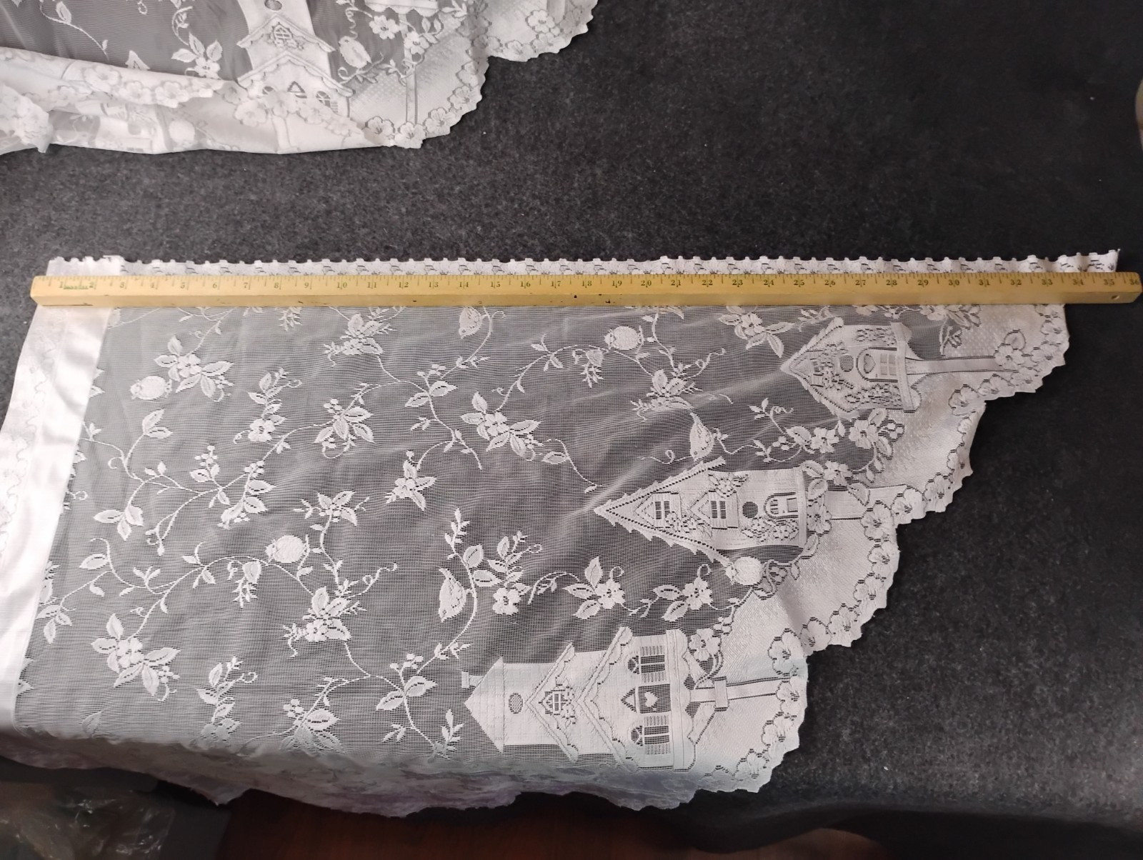 Pair White Floral Lace Triangle Valance Swag Sheer Bird House Birds Floral 28×36