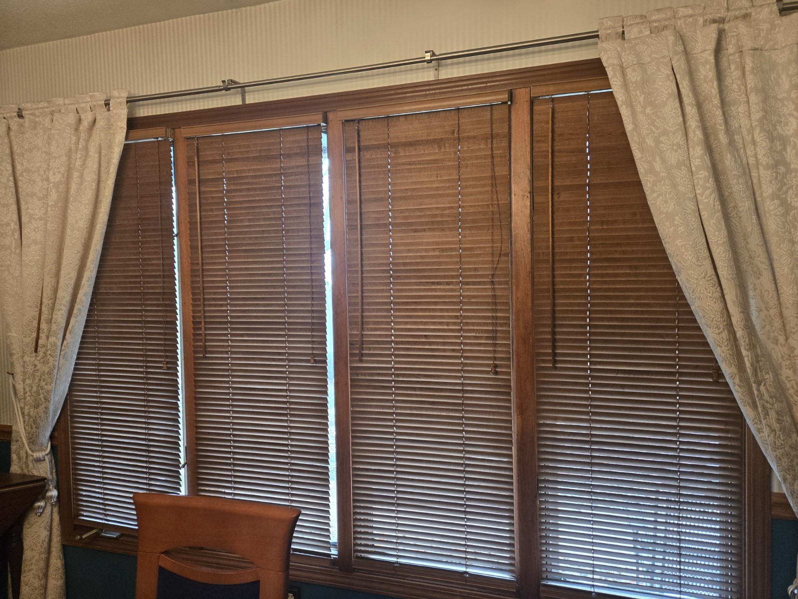 Custom Wood Mini-blinds 21″ wide 4 x 61″ long 4 X 73″ long
