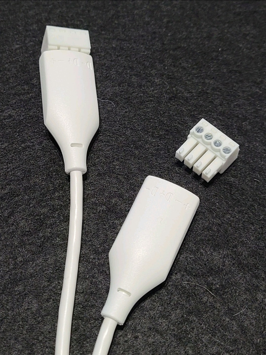 Hunter Douglas Powerview+ 4 Wire Y Connector Daisy Chain – New 1014260