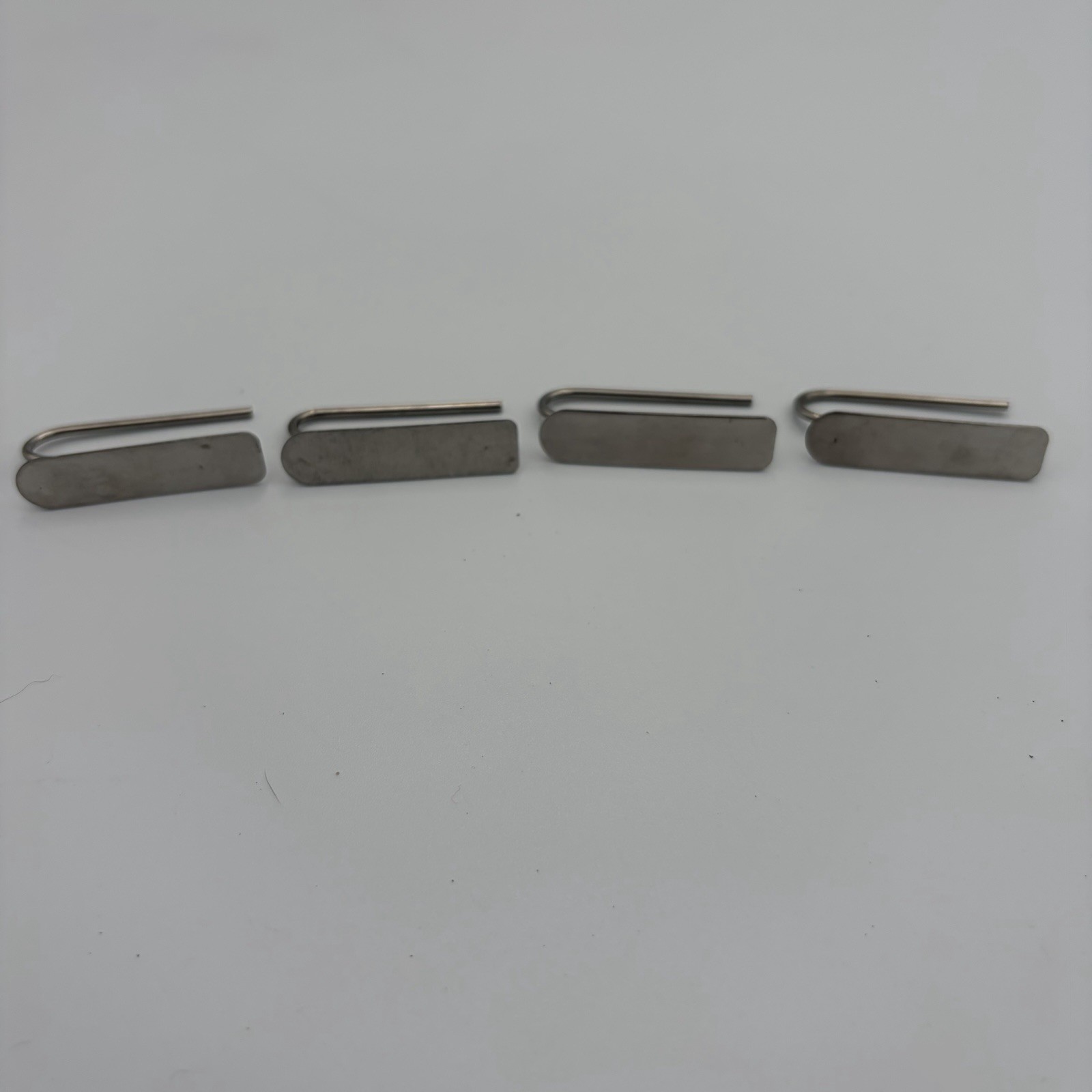 Pottery Barn Drapery Clip Hooks 1.5″ Set of (4) Silver Metal Slide Pin