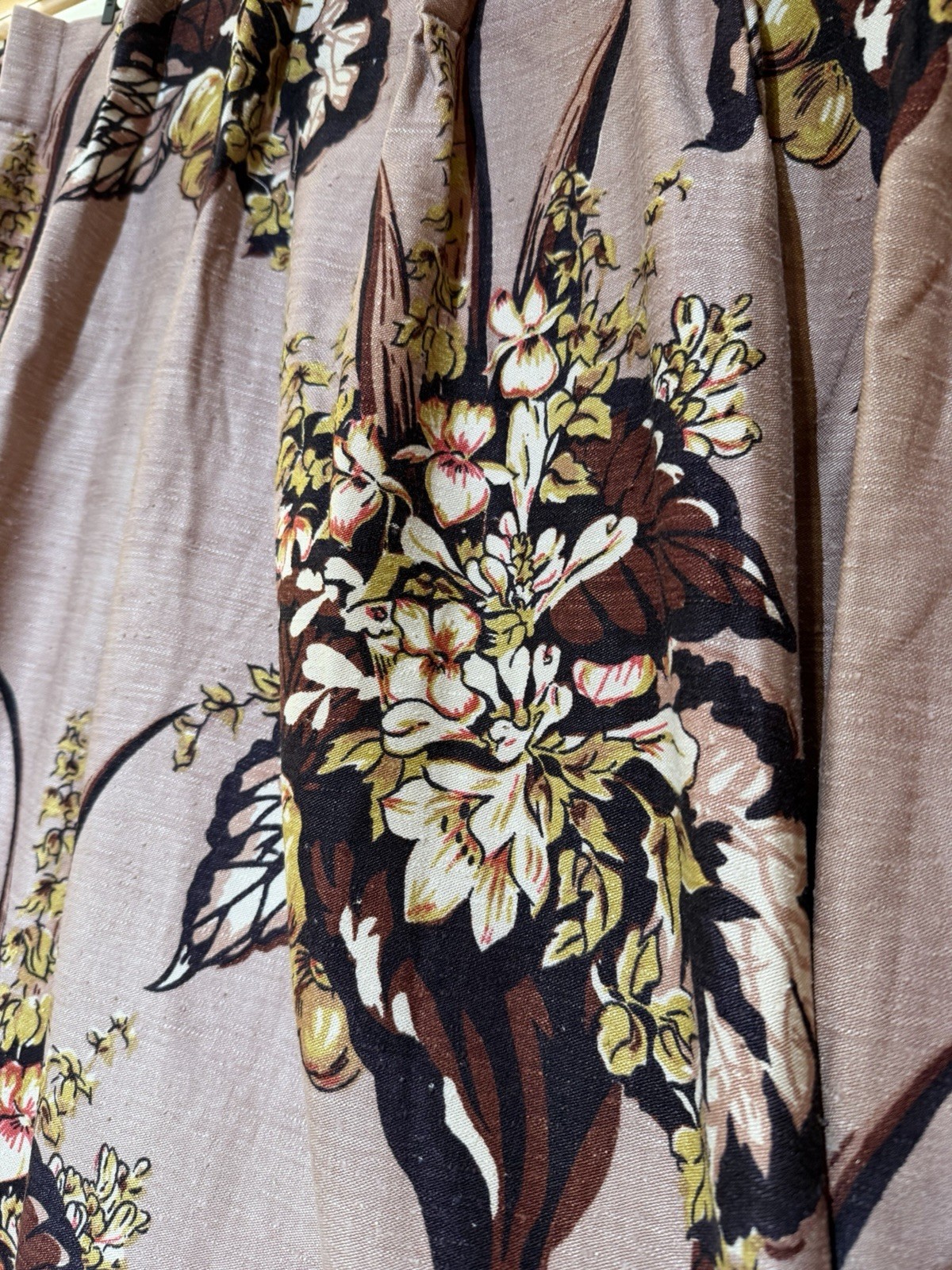 VTG Custom Brown Botancal Floral Woven Pinch Pleat Curtain Panel-52”x63”