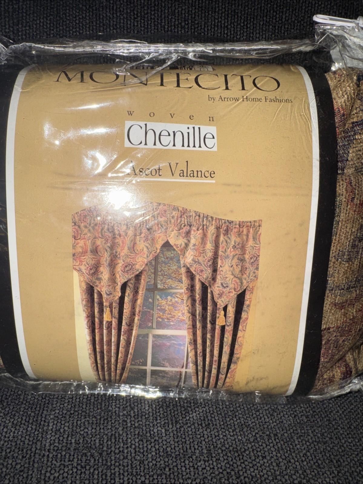 Montecito Chenille Ascot Valance lot of 2 vintage 25″ by 40″