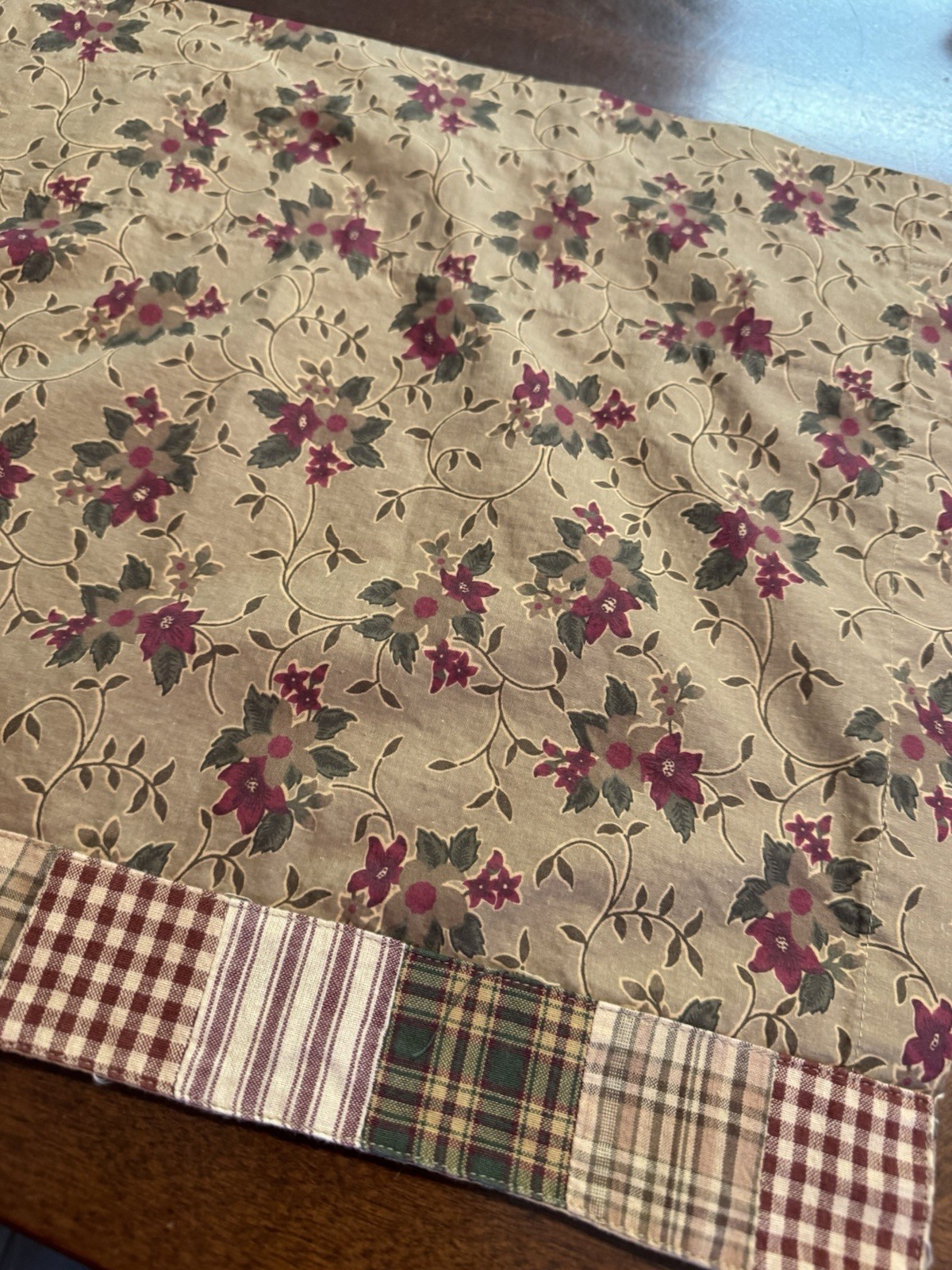 2 ~~Nancy’s Nook Valance Curtains Farmhouse Prim Patchwork Floral Plaid Farm
