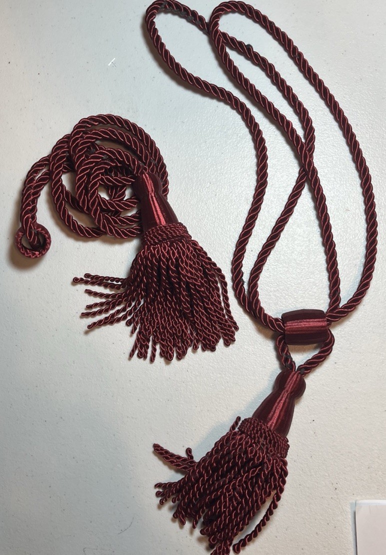 VTG Burgandy Tassel Curtain Tie-Backs. Lot of 2. 1z.