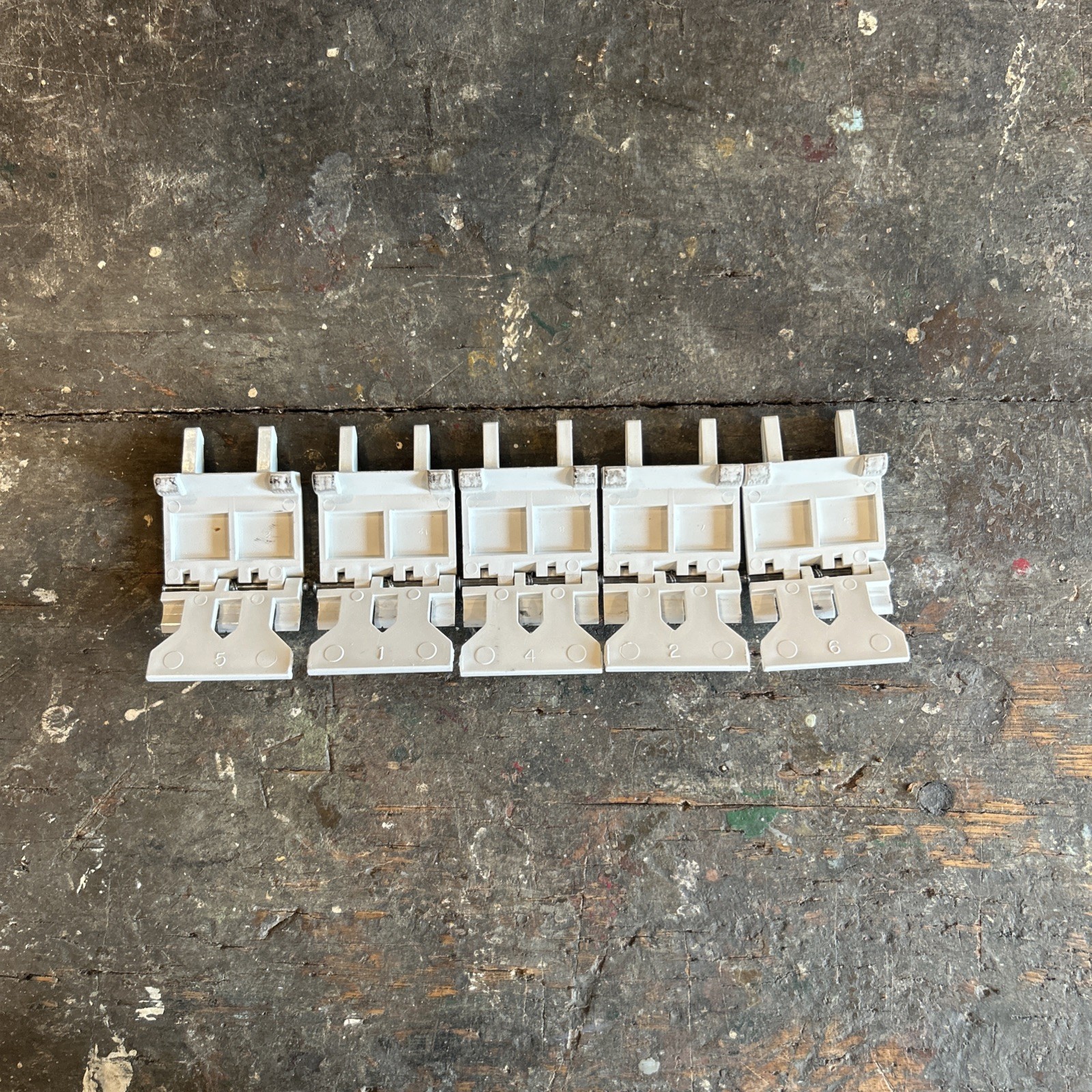 Lot of 5 Hunter Douglas Silhouette upper limit stops