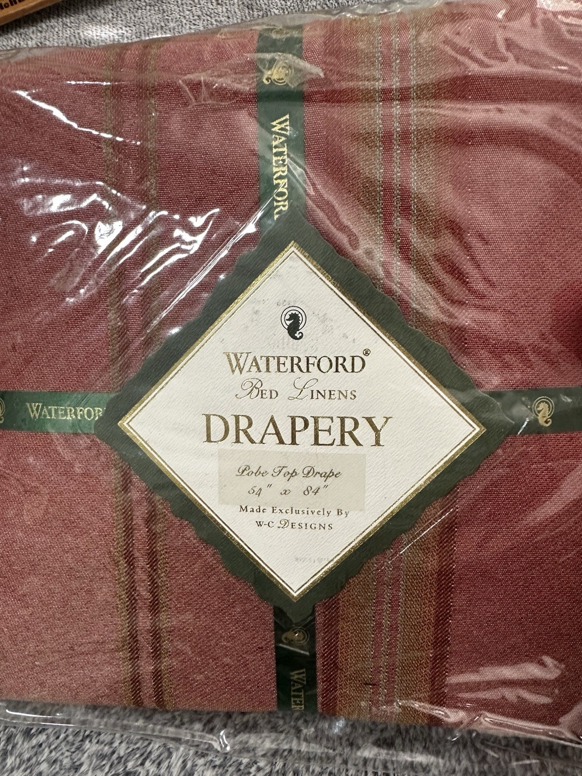 WATERFORD NIP Pole Top Drape BallyShannon Ruby 54×84 New Luxury