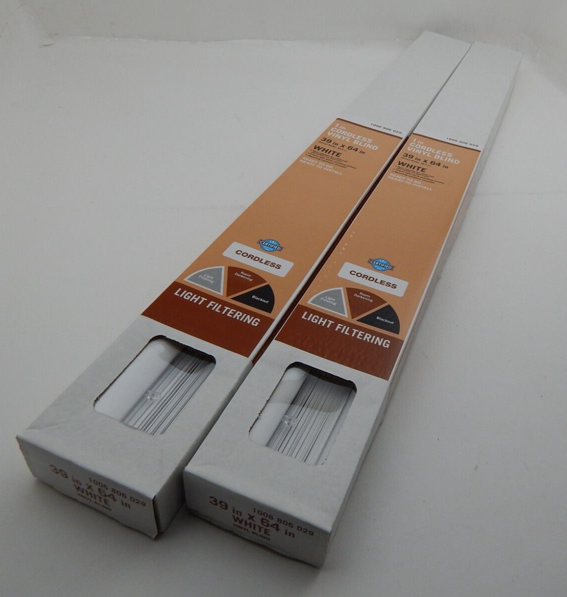 Lot of 2 1 Inch Cordless Vinyl Blind White Light Filtering 39“ X 64“