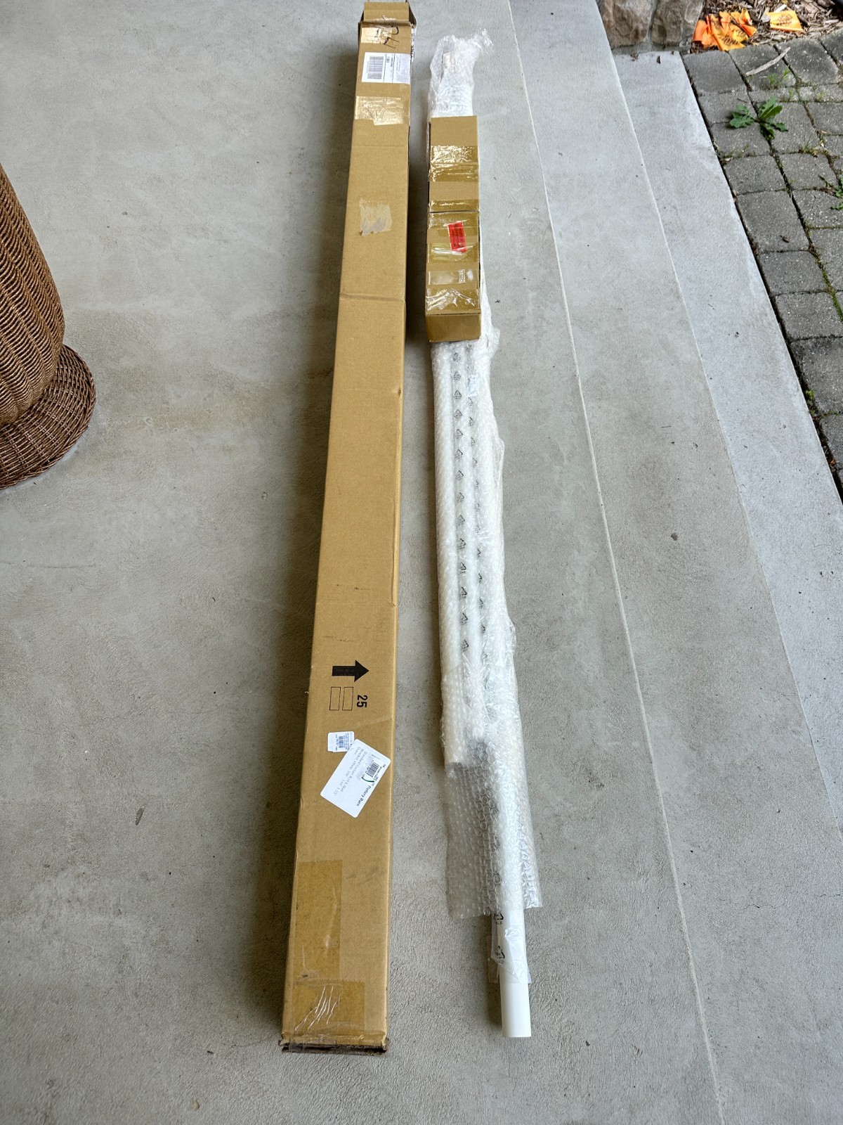 Pottery Barn Standard Curtain Rod & Wall Bracket 108-144″ ~ 1.25″d White NEW