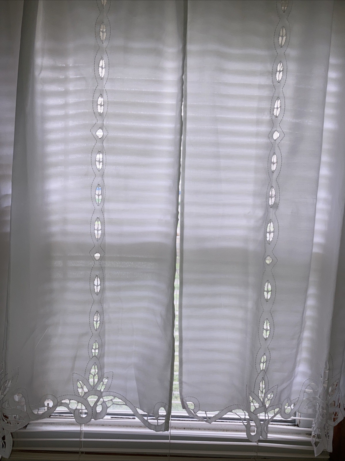 MAINSTAYS 3 PIECE SET WHITE 30×36 And 60×16 CURTAINS VALANCE BATTENBERG TIERS