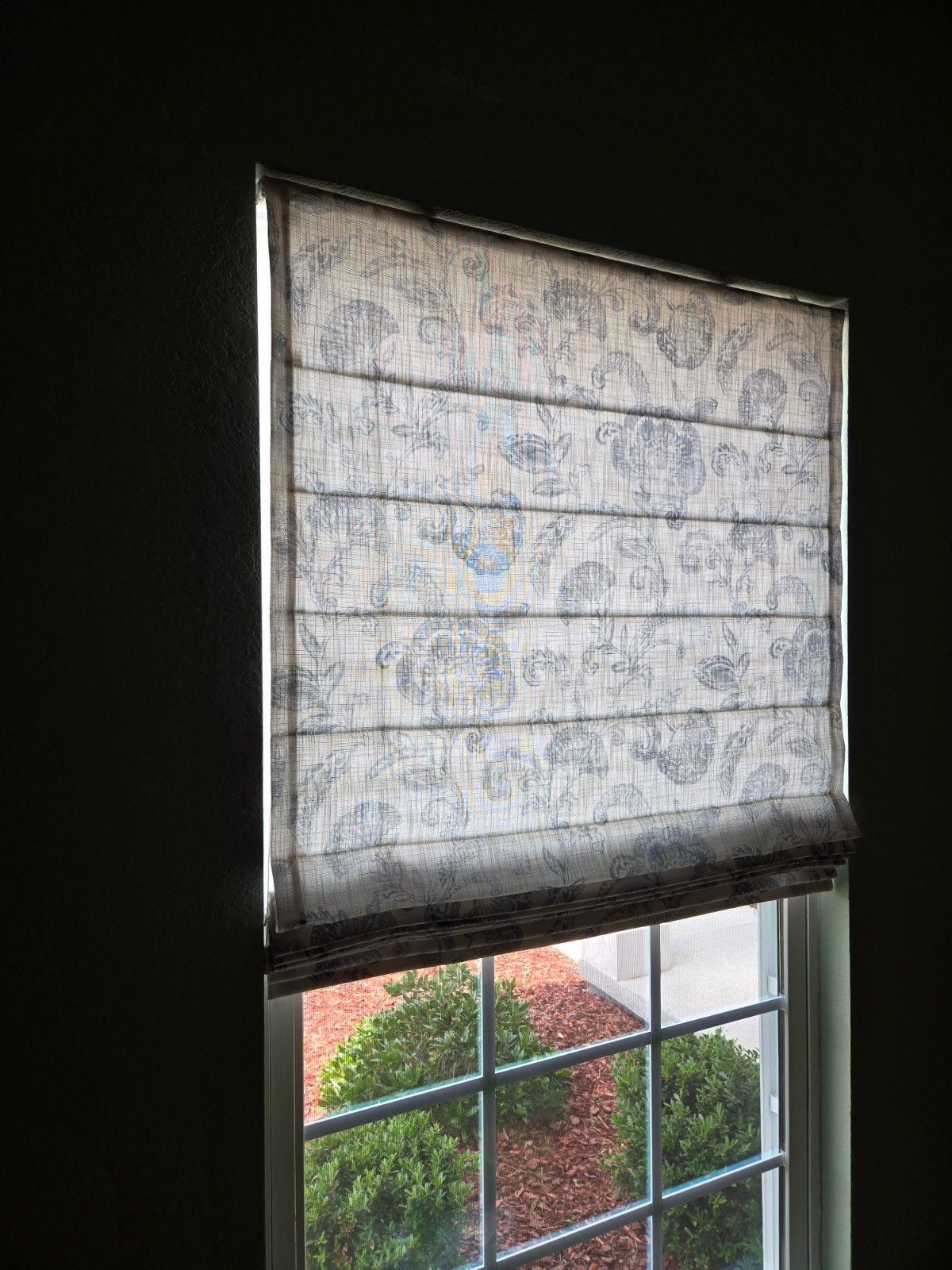 ROMAN WINDOW SHADES in CREAM WITH LIGHT GRAY FLORAL PATTERN-LOT OF 2-34.5W x 58L