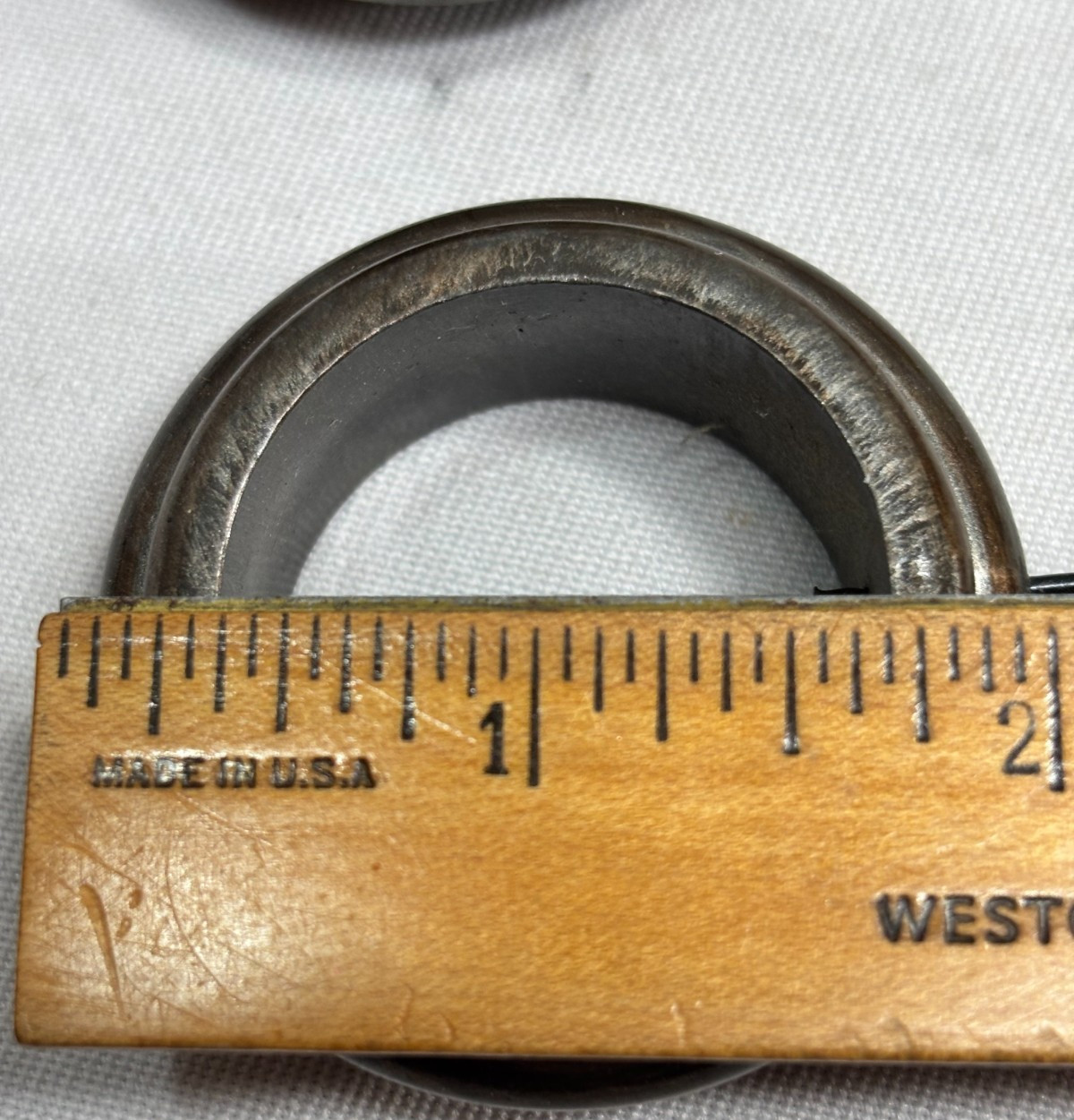 Set of 28 Café Curtain Rod Clip Rings – inside dia. for rod is 1.25″ – RESIN