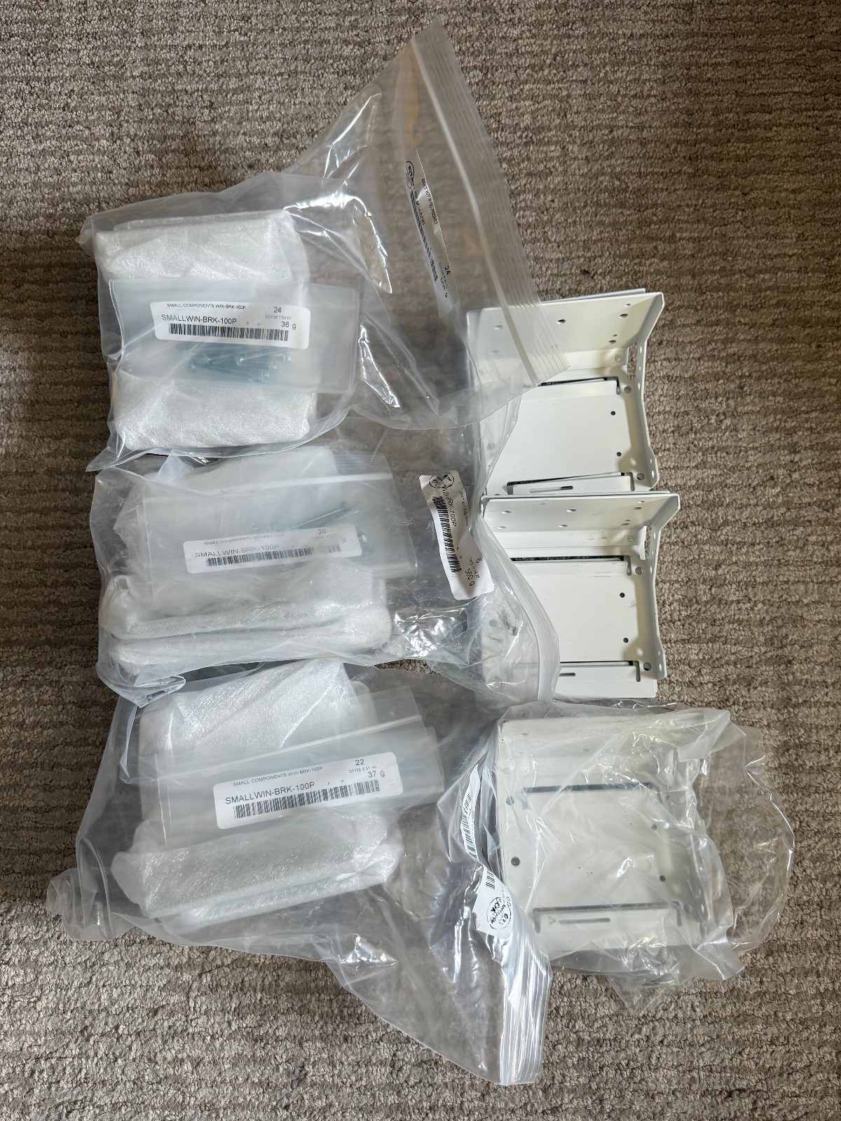 2 sets of Lutron WIN-BRK-100P Single R100 Shade Pocket Brackets