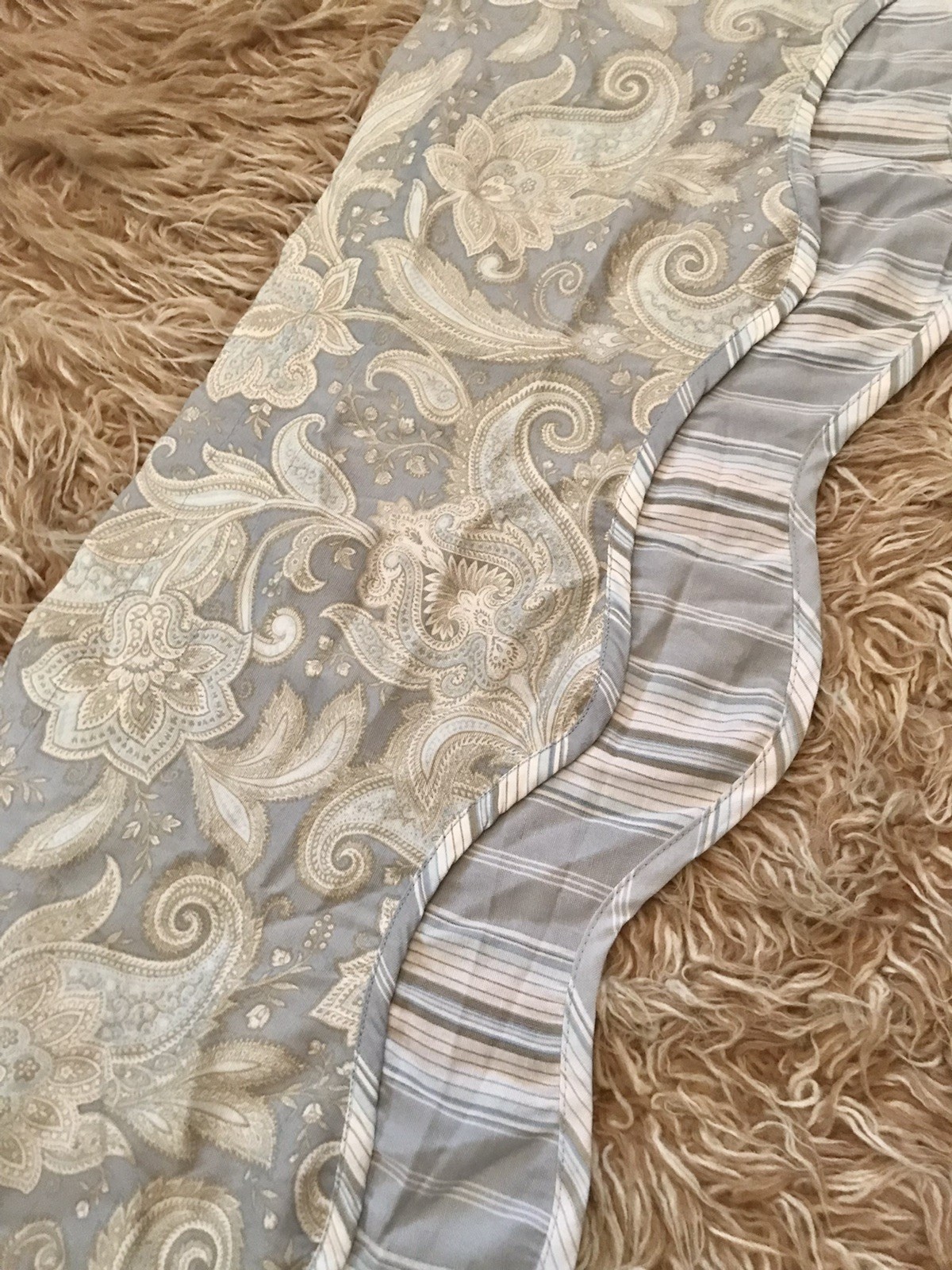 Waverly Home FLORAL MEDALLION Yellow Blue Gray Valance 49”x17” (1) Wavy