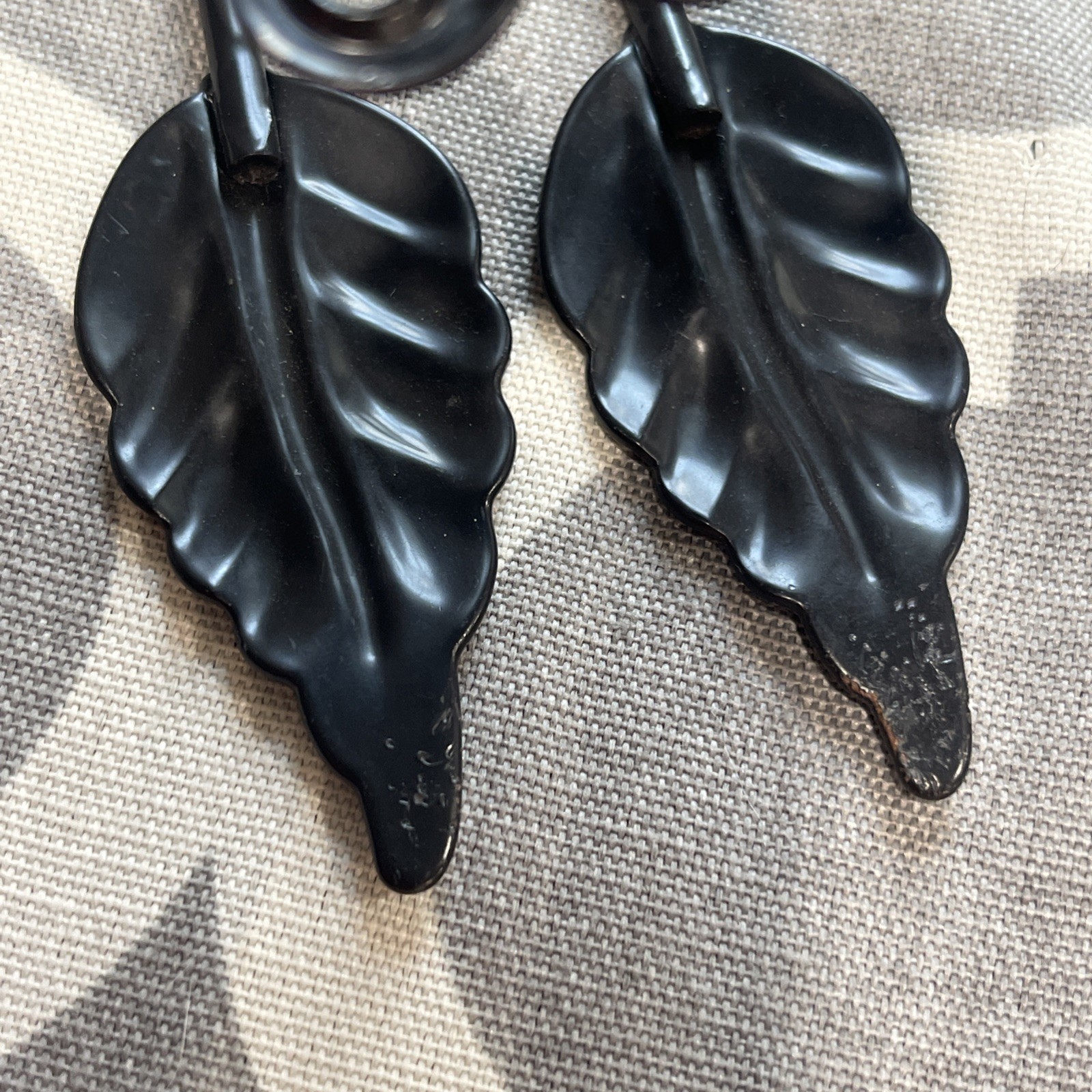 Leaf Curtain Holdbacks Metal (Black Set of 2) Wall Mounted Drapery Hook