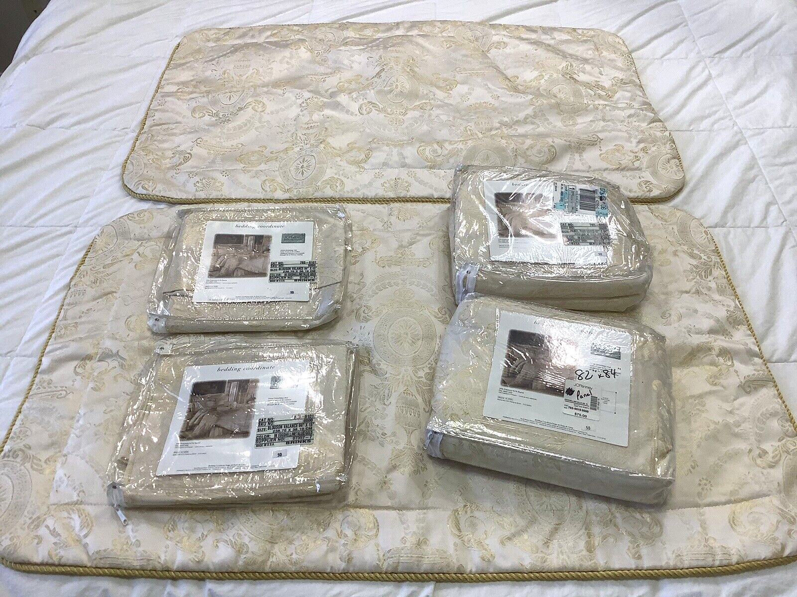 JCP PENNEY IVORY & GOLD 4 Curtain Panels 2 Bloussen Valances 2 King Shams New!