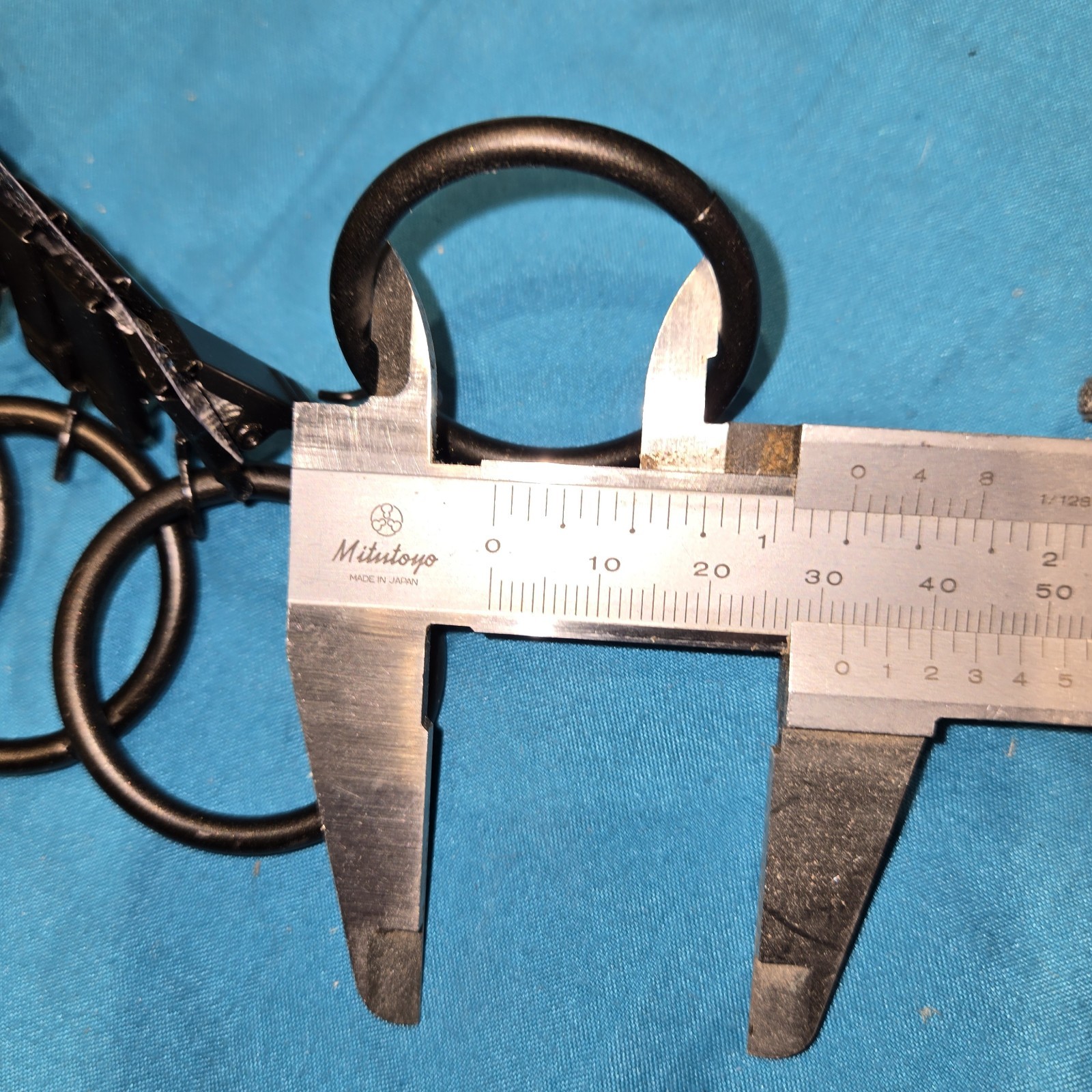 56 Curtain Rings with Clip Curtain Interior Diameter 1.26″ Fits for 1-Inch Rod