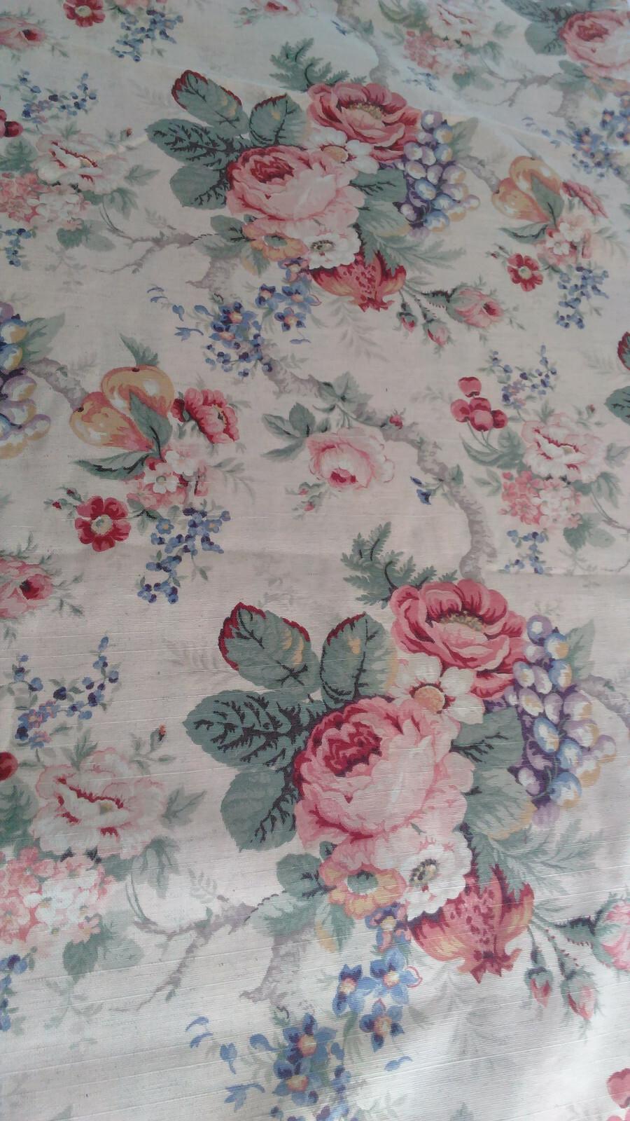 CHAPS LARGE WINDOW SCARF-2 FABRICS-PARCHMENT AND PLAID-252″ LONG COTTON FABRIC