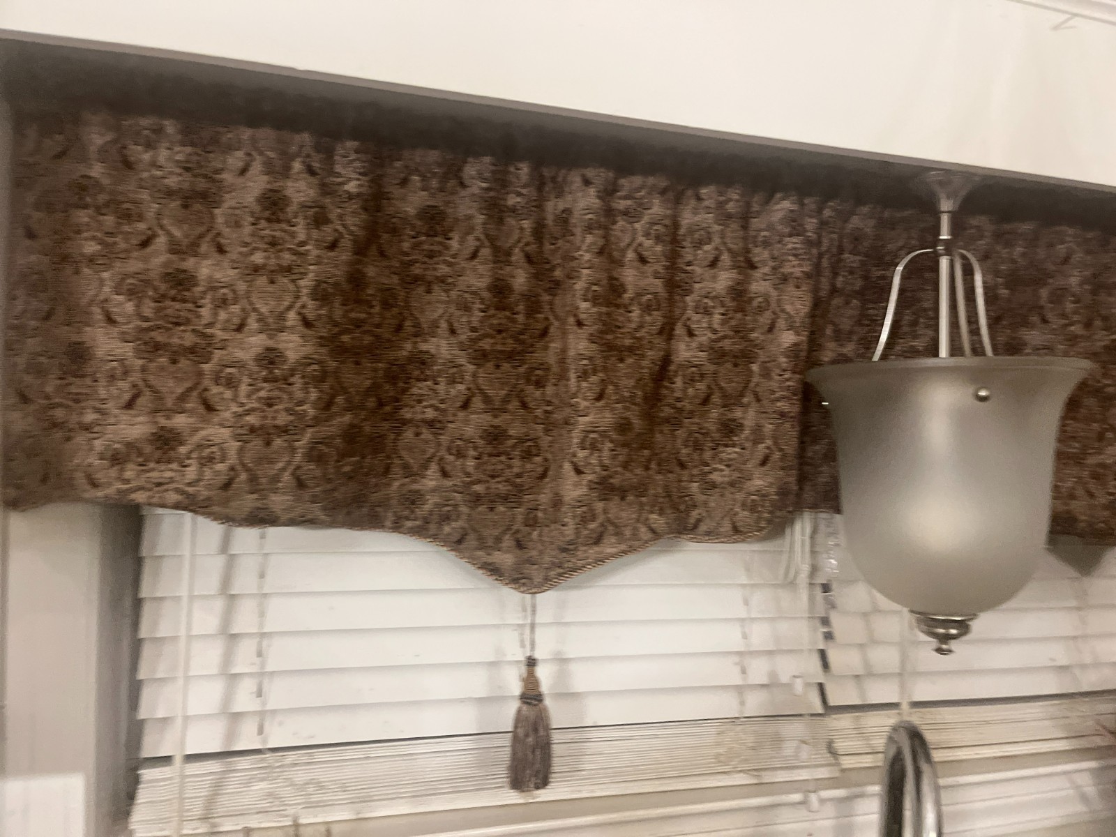 Set of 2 Style Selections Rod Pocket Valances | Chateau Tapestry | 50″ x 21″ | N