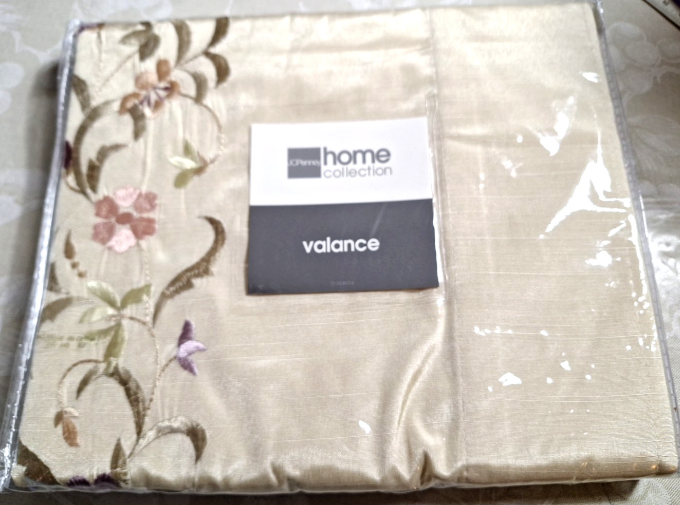 NEW JCP Home Collections Celina Lined Silky Tailored Embroidered Valance 84″x15″