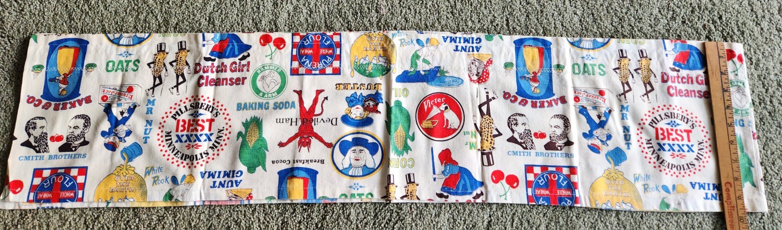 70’s Kitschy Chic VALENCE Vintage Brand Name motifs Kitchen FUN cotton 88″x 9.5″