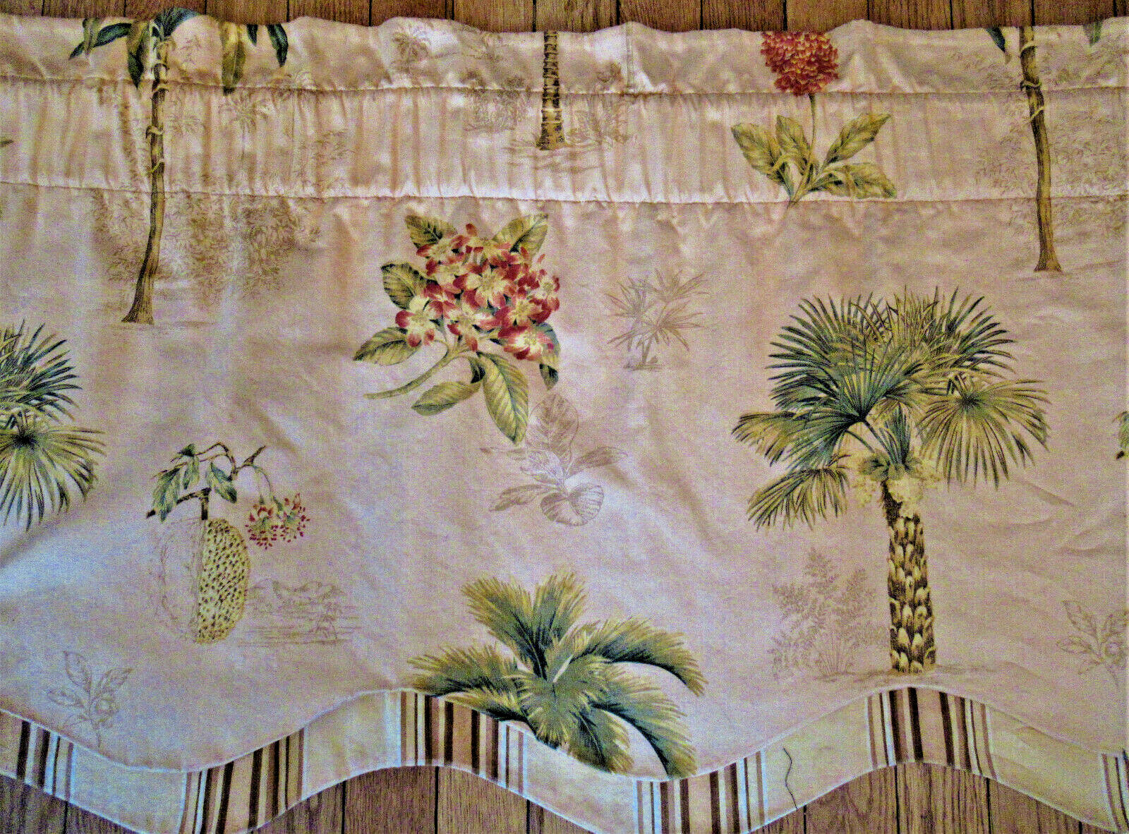 ECHO Scalloped 2 Layer Valance Palm Tree Floral Stripe Gold Green Rust 56″ X 21″