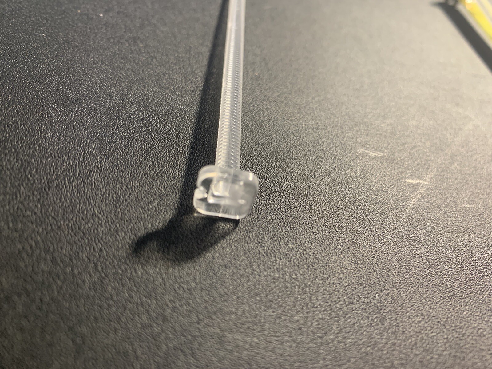 Graber Bali Cell Shade Motorized And Cord Loop Plastic Screw/Threaded Rod 4 1/2”