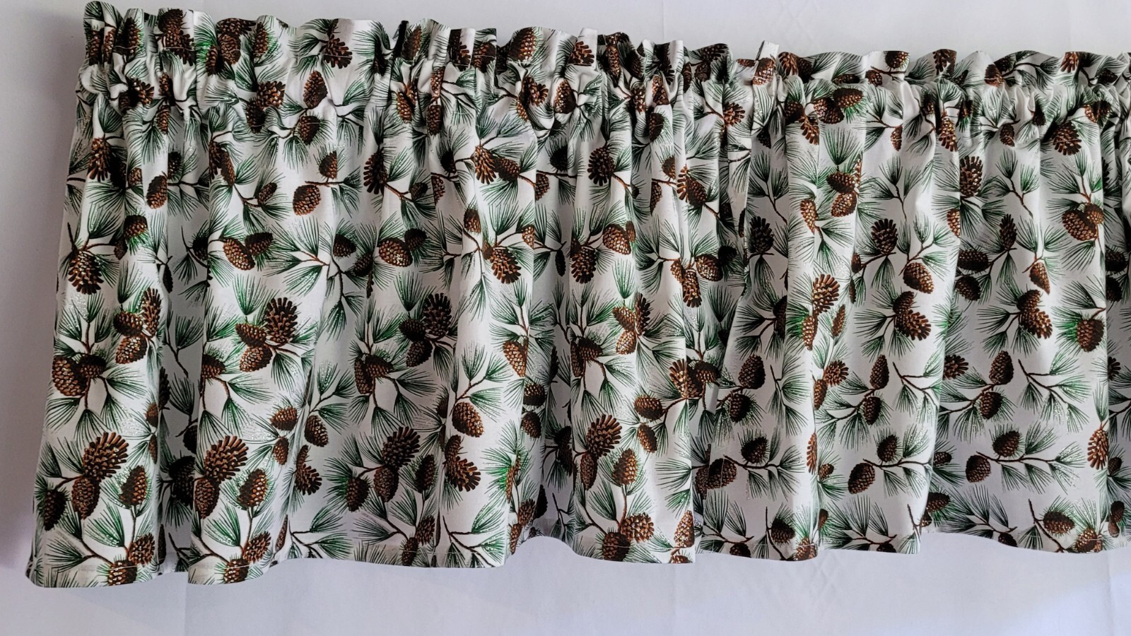 Pinecone Christmas Valance, Glitter Valance Curtain, White and Green Christmas