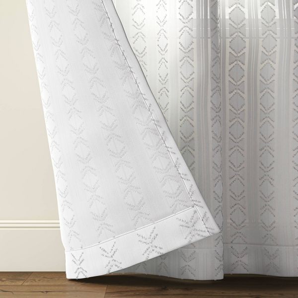 54″x84″ Light Filtering Boho Diamond Clip Curtain Panel White – Threshold™