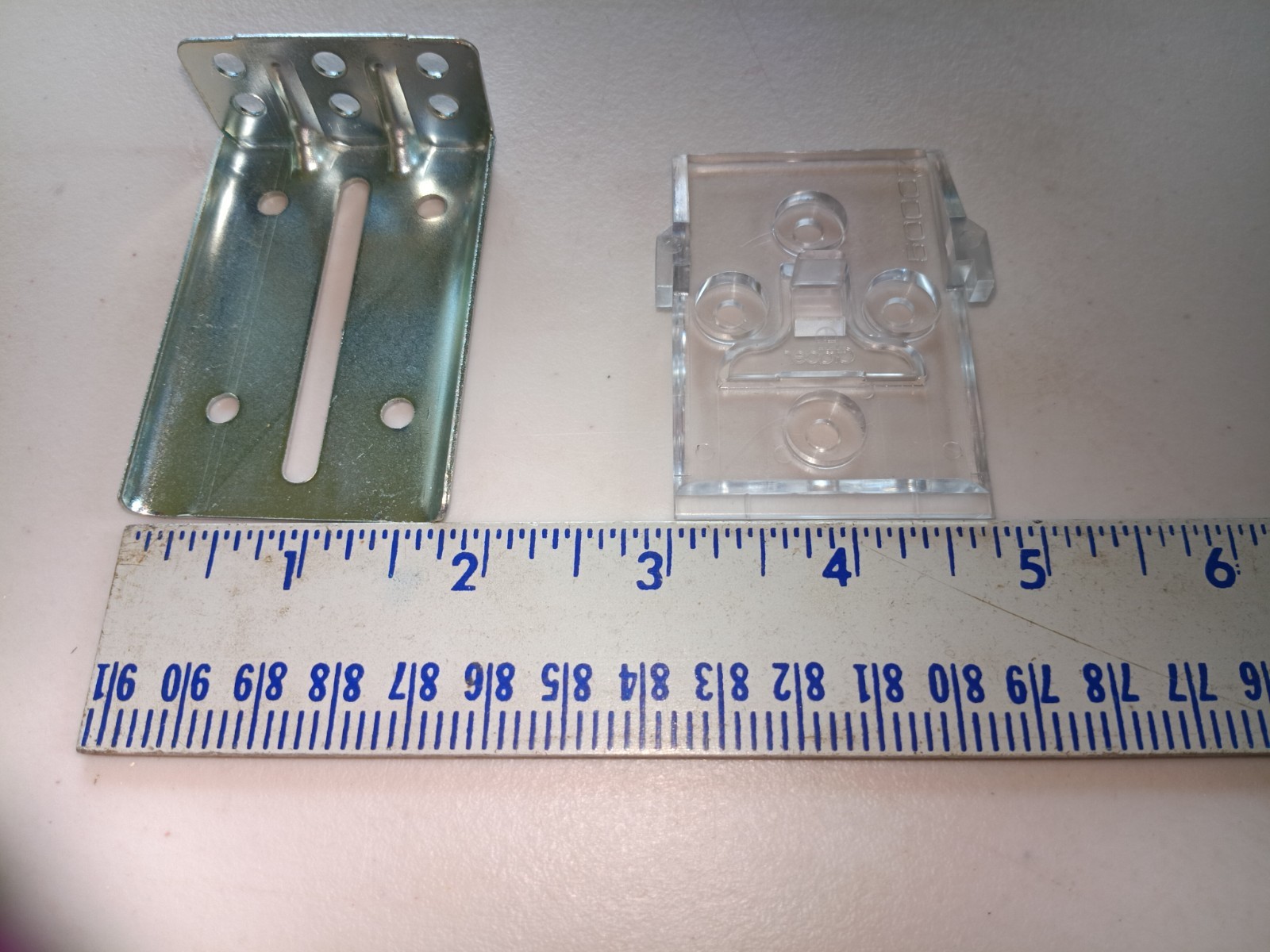 Vintage Graber/Bali cellular shade adjustable metal mounting brackets. 509