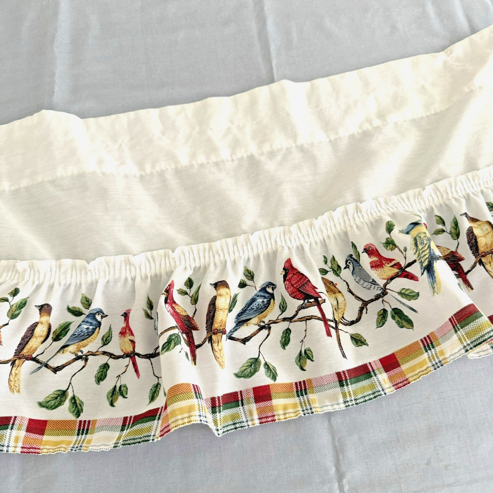 Vtg Window Toppers Songbirds Plaid Valance Ruffle Cardinal Blue Jay Birds 13×51″