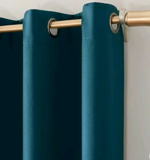 SUN ZERO ~ SOLID TEAL ~ 100% Blackout ~ 1.5″ Grommet ~ 54″ x 63″ Curtain Panel
