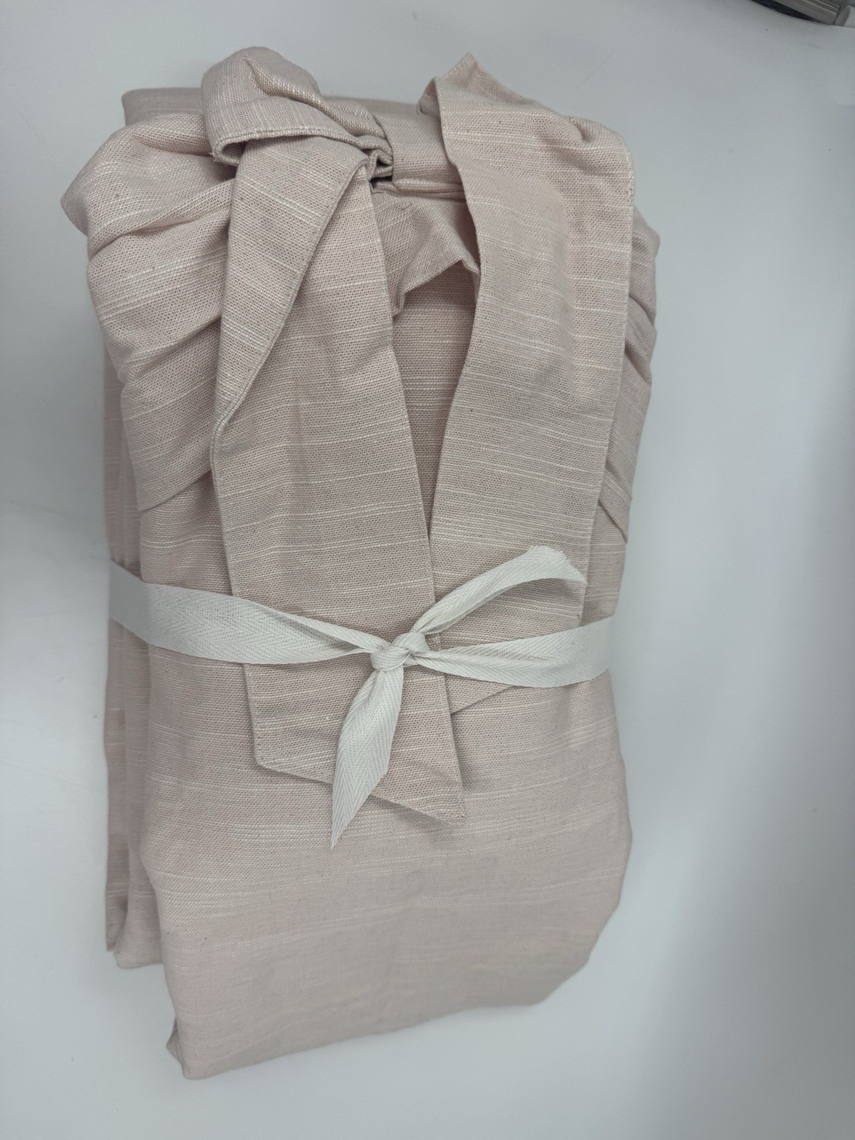 NWOT Pottery Barn Kids Evelyn Bow Valance Blackout Curtain Blush Pink 44×96
