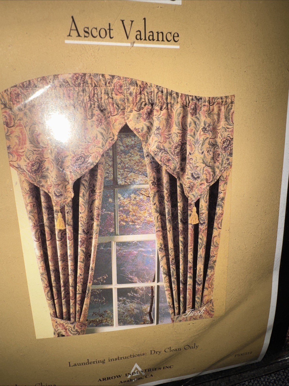 Montecito Chenille Ascot Valance lot of 2 vintage 25″ by 40″