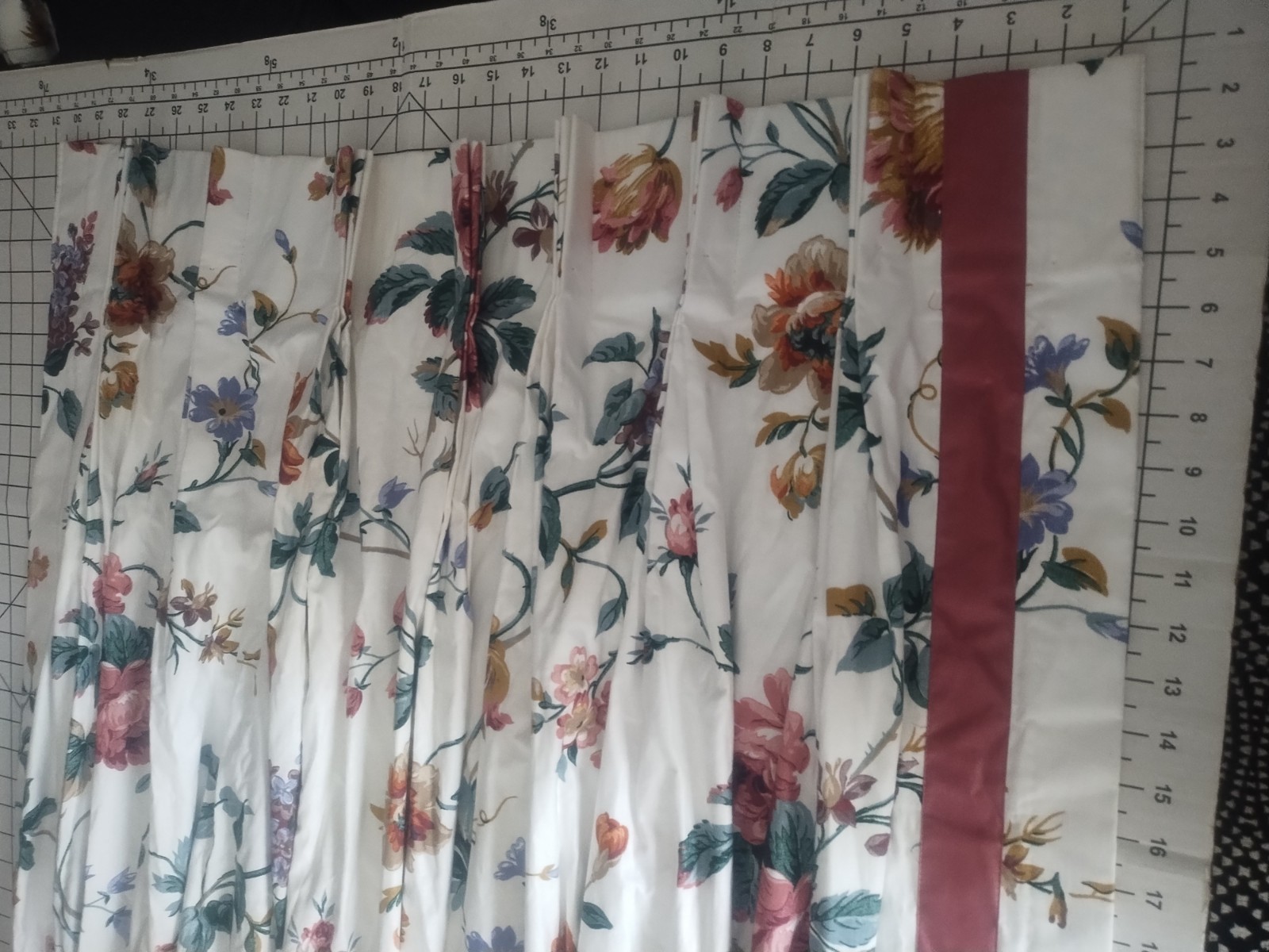 2 Custom Made Lined Jacobean Floral Drapery Panels 76″Wx 90″ L Pinch Pleated