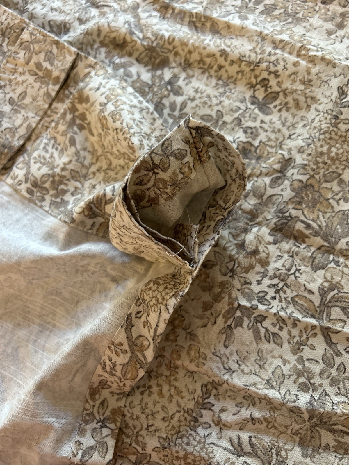 West Elm Frankie Floral Unlined Curtain (1) 48”x108” Natural NWOT OB