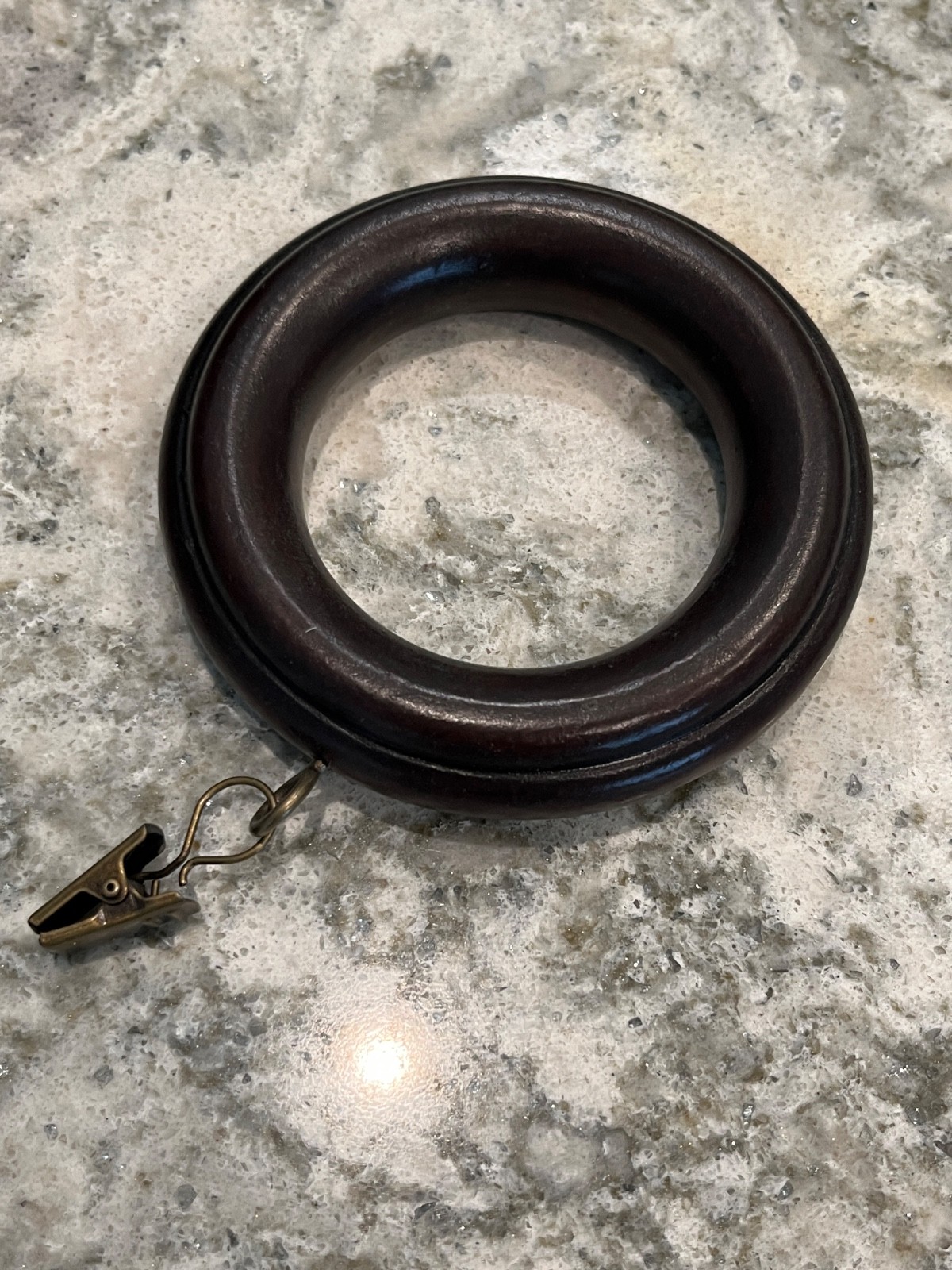 Set of 21 – Cambria Premier Solid Wood Curtain Clip Rings 2 1/4″ inner 4″ outer