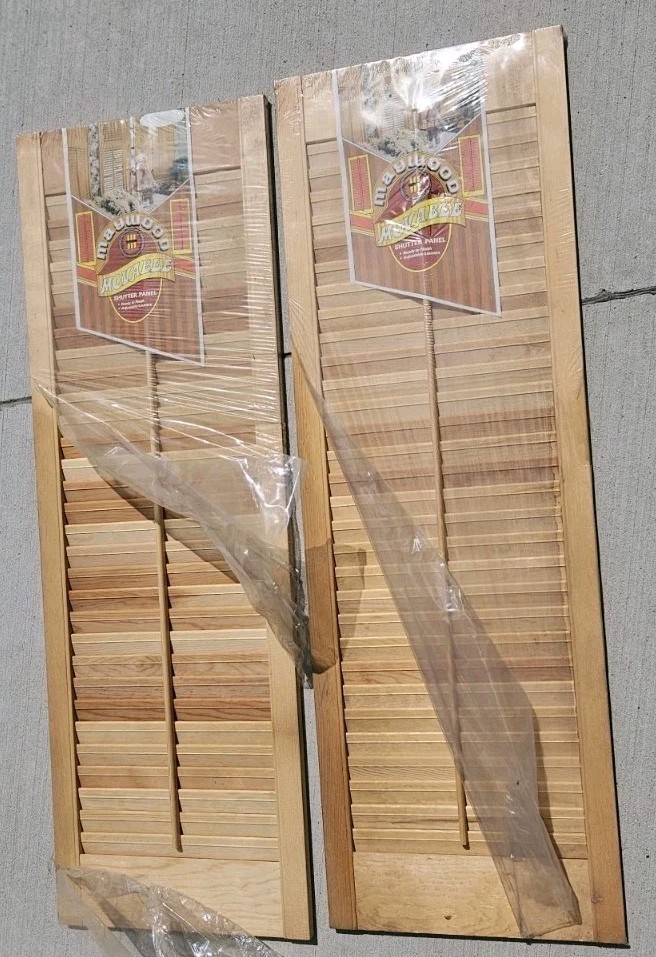Set of 2 Vintage Wood Plantation Shutters Panels 36″ X 12″ Louver/Slats NOS