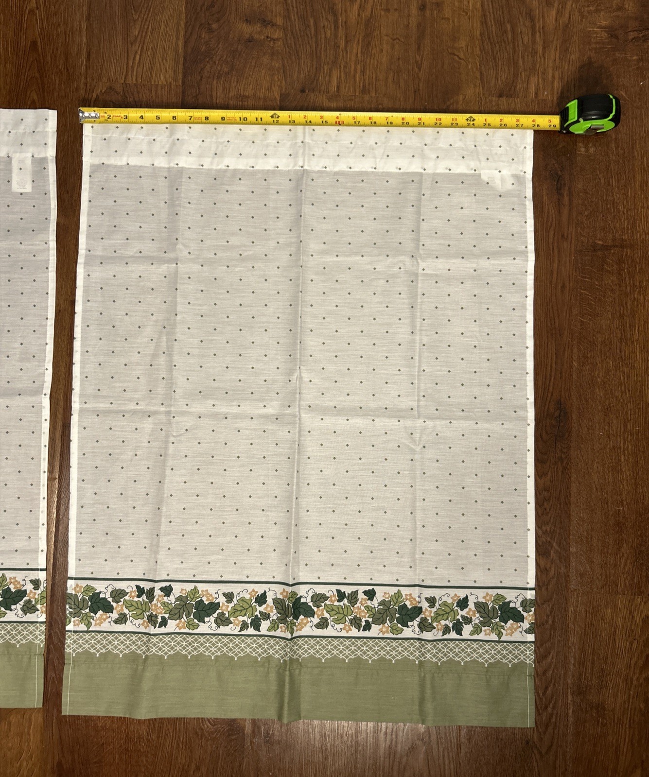 Country Ivy 2 Piece Kitchen Curtain Set Green Gold White 28 X 36 Inch