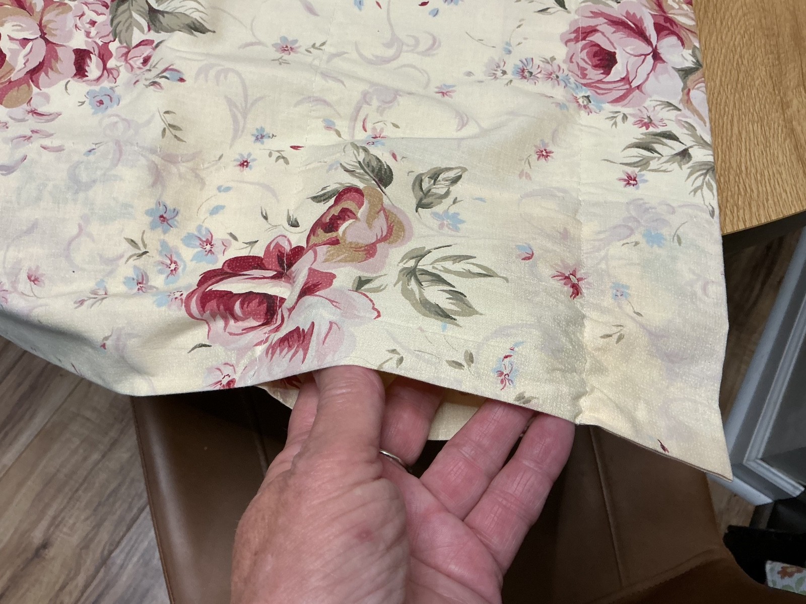 Vtg Custom Made Lined 3 x Valances 43” Drapes Curtains Floral Roses Rod Pocket