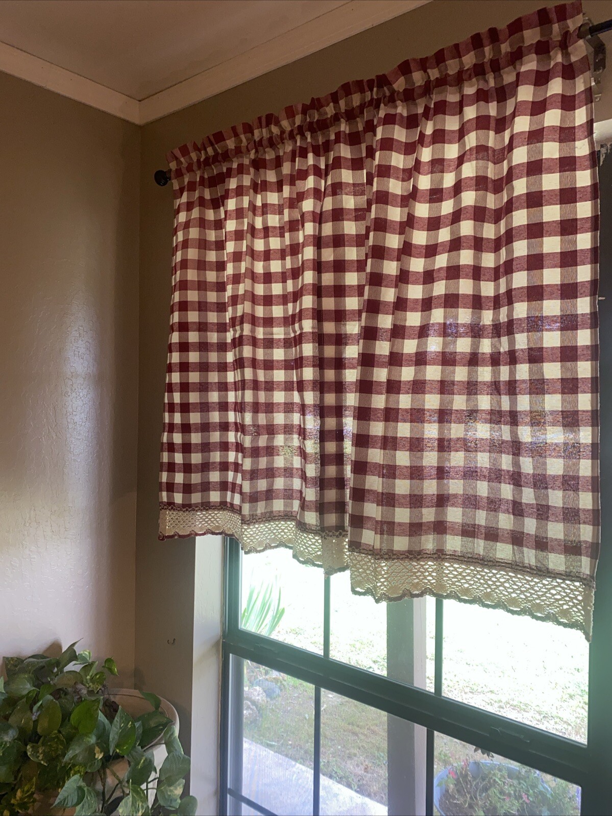 2- Checkered Curtains Panels 28.5”x36” Farmhouse Country Decor Red/Cream Crochet