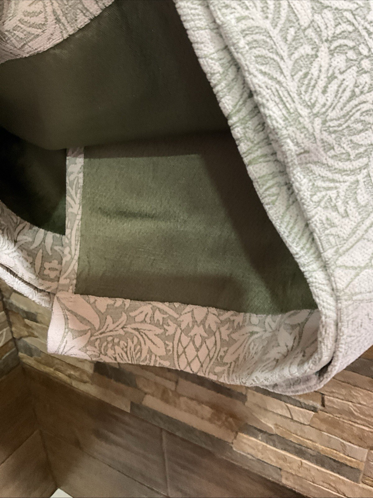 Morris & Co Snakeshead English Garden Window Curtain – Green / Ivory – 36 x 84”