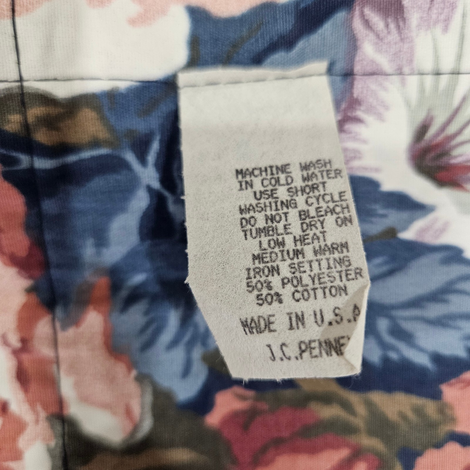 VTG JC Penney Big Pink Floral Roses Window Valances Navy Blue Chintz Pair 70X18″