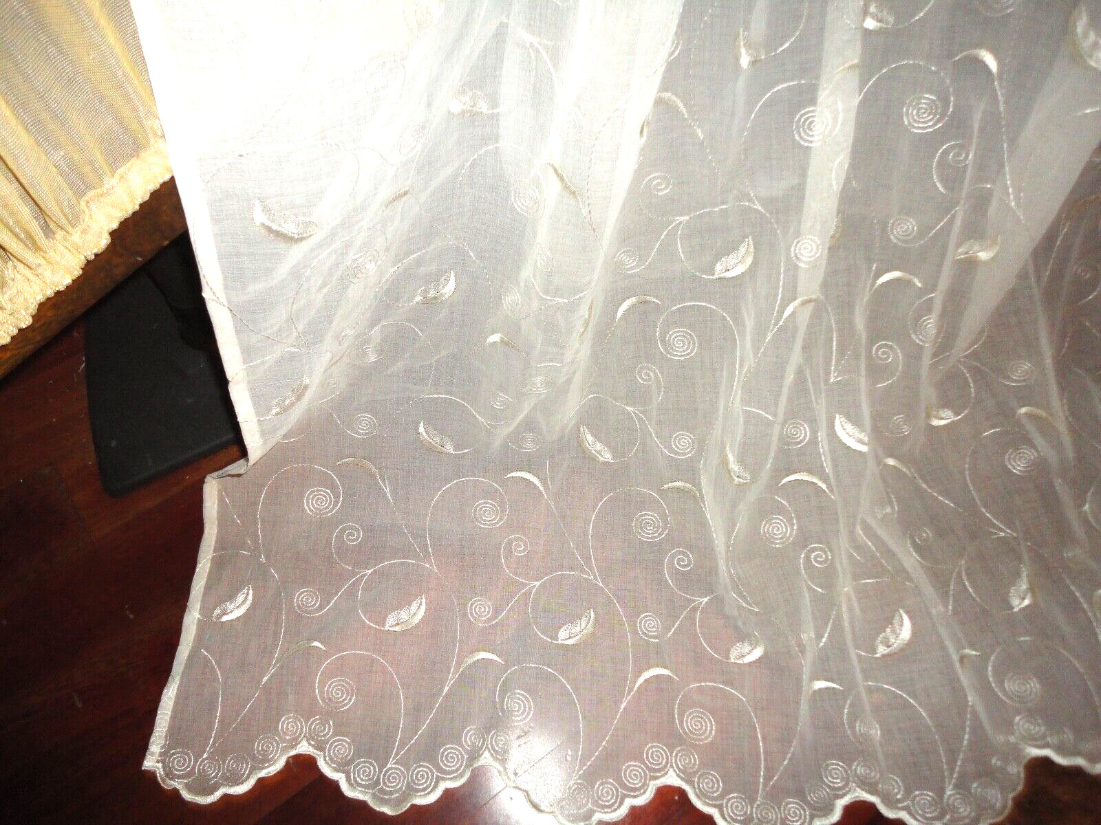 COMMONWEALTH HOME CREAM EMBROIDERED SCROLL SCALLOPED SHEER (2) PANELS 54 X 84