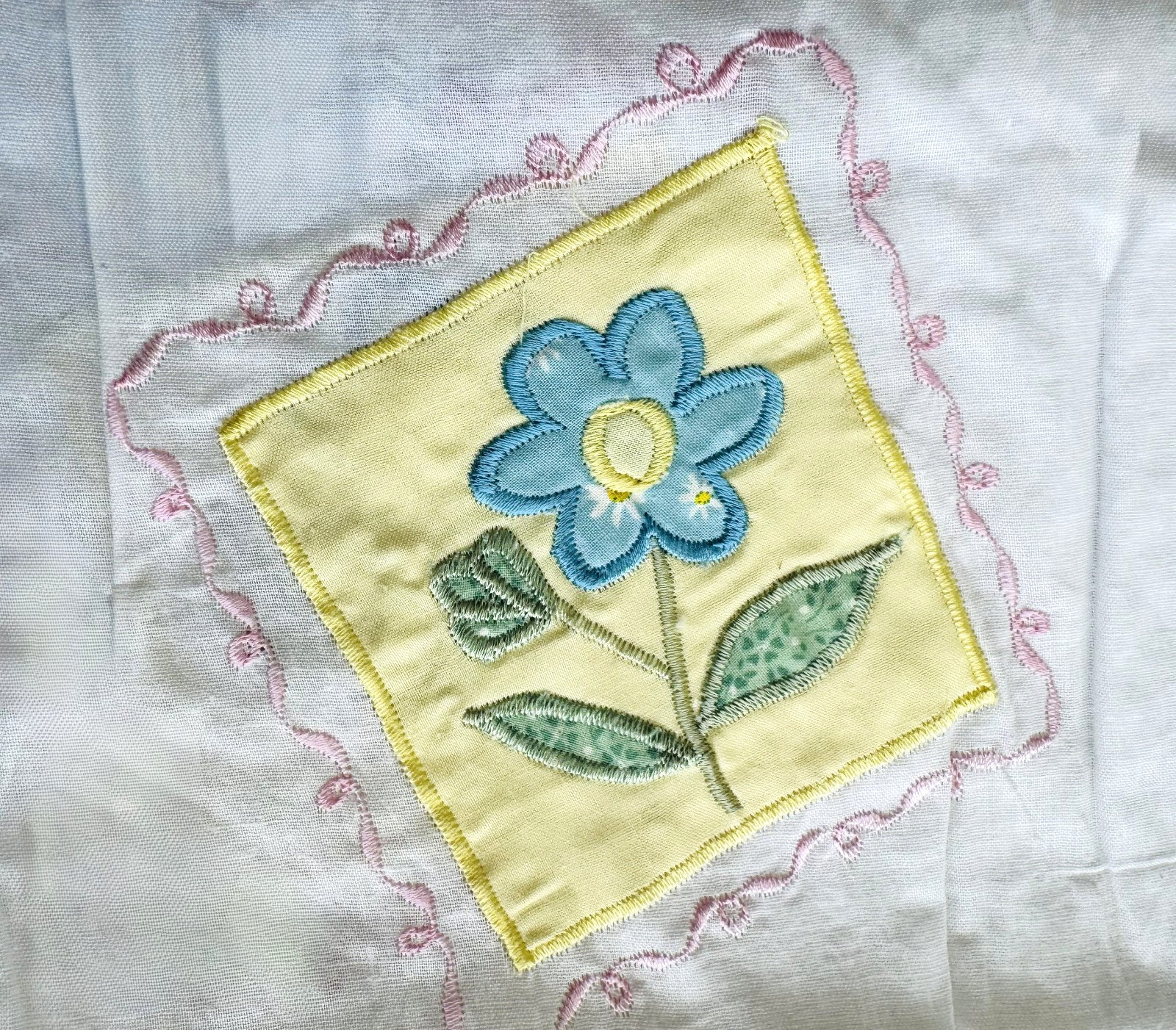 Window Box curtains ~ embroidered, appliqued FLOWERS on white lawn NEW