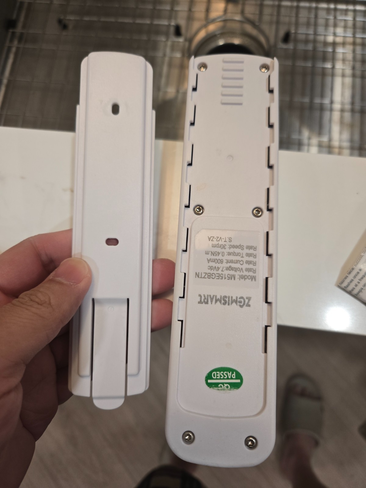 Zemismart Tuya Zigbee Smart Blind Motor Roller Shade Driver with Hub and Remote