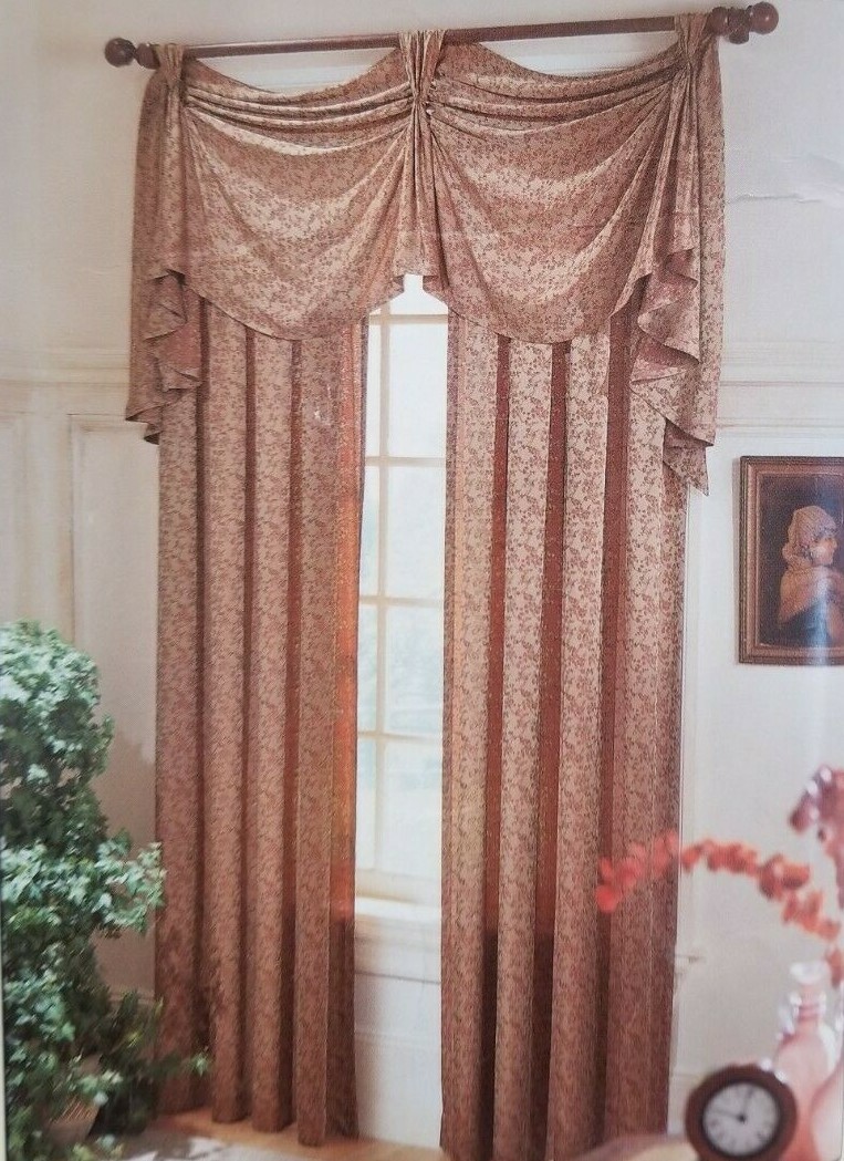 Peri Amadeous Tailored Panel 54″ x 84″ NIP
